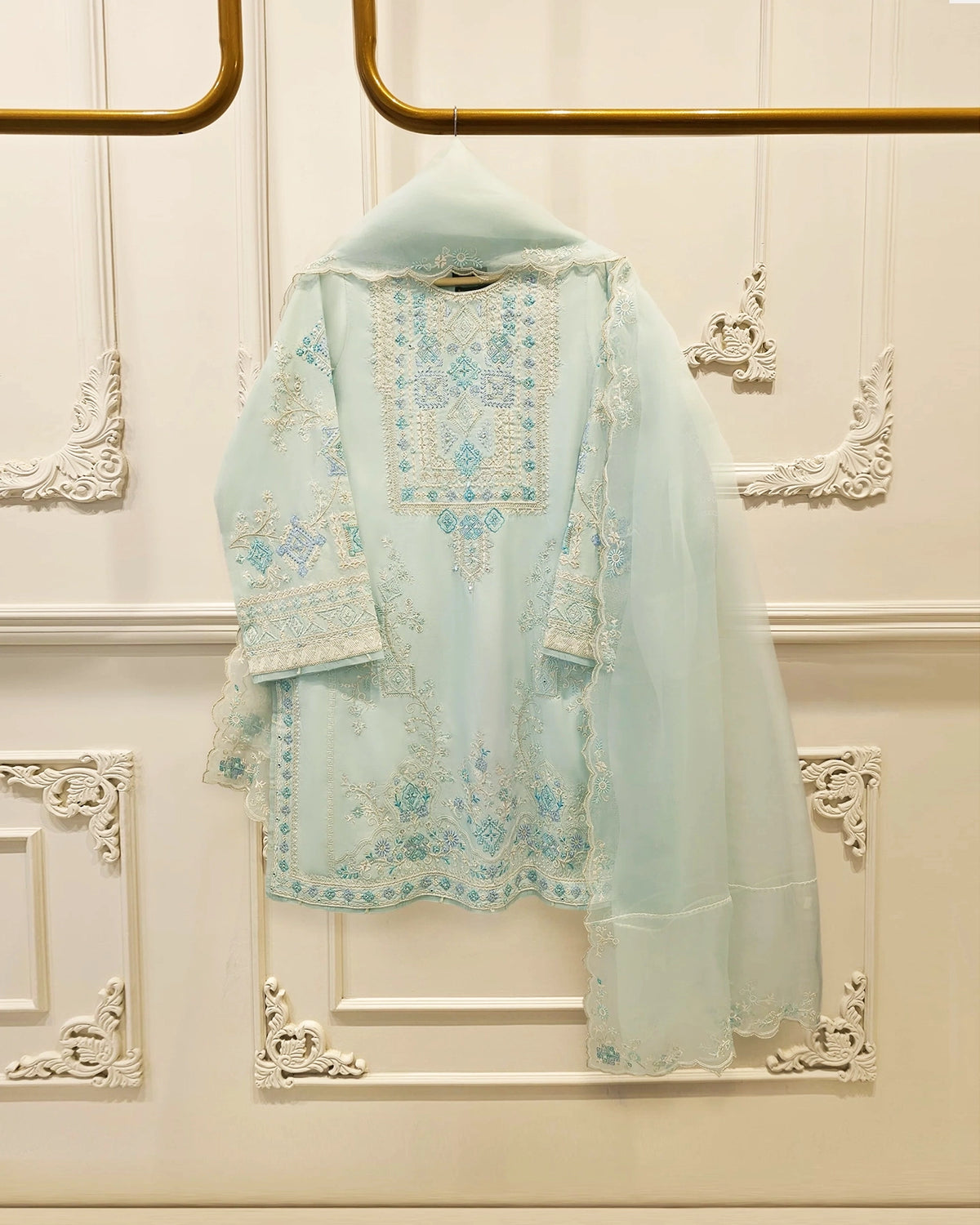 3 Piece - Pure Khaddi Silk Embroidered  Suit S115124