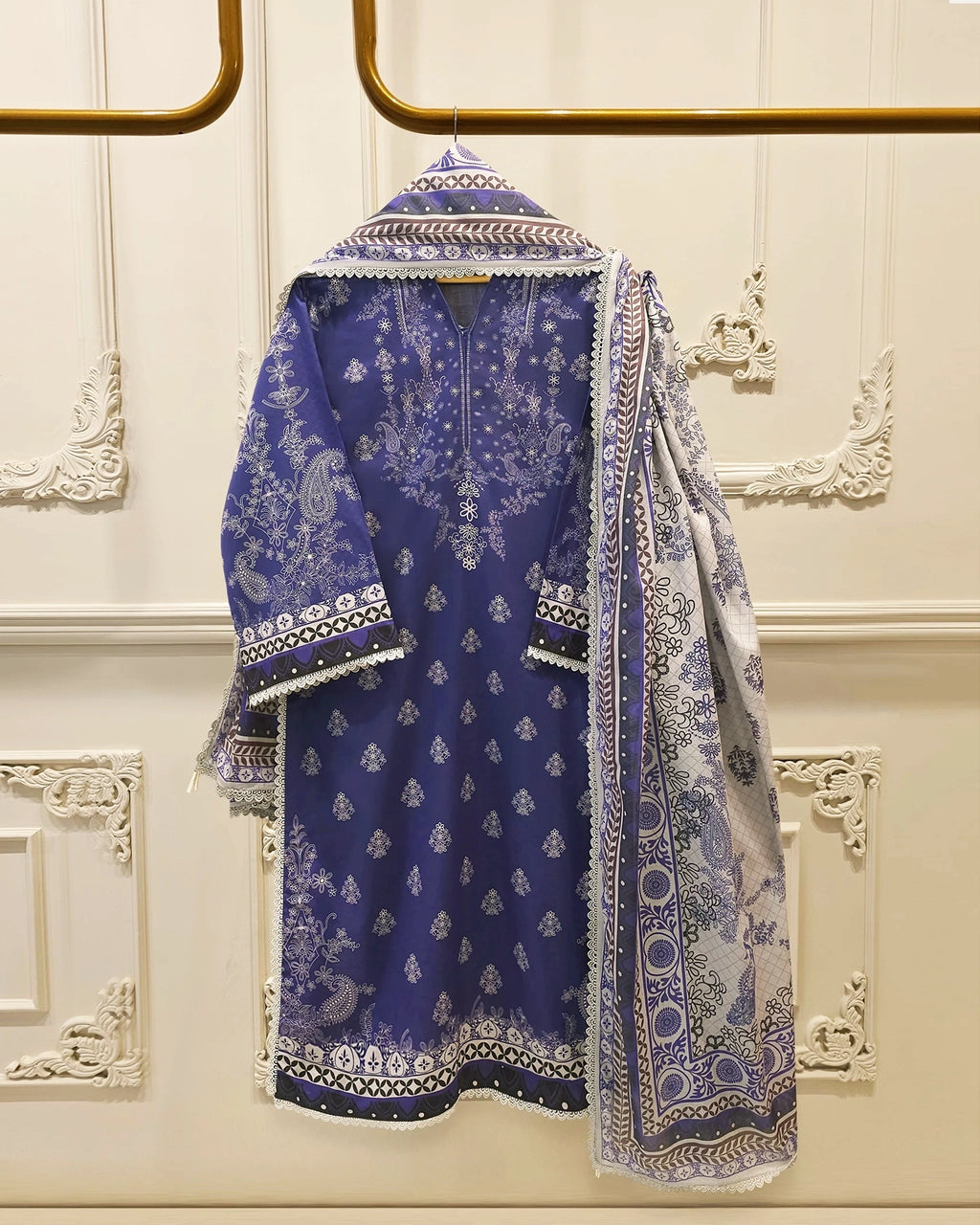 2 Piece Digital Printed Lawn Suit S115158