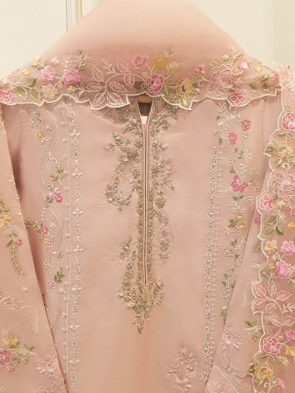 3 Piece - Pure Khaddi Silk Embroidered  Suit S115737