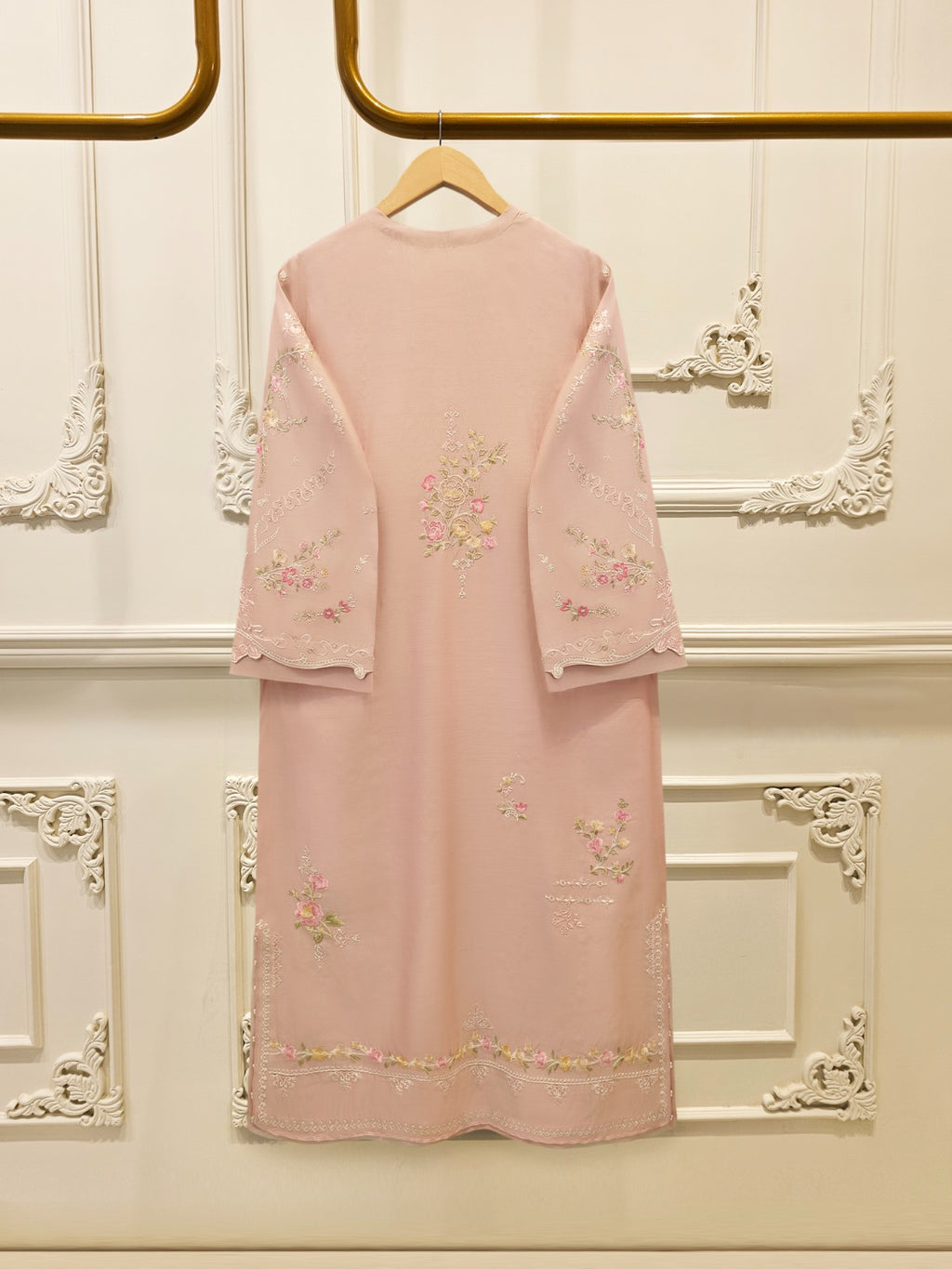 3 Piece - Pure Khaddi Silk Embroidered  Suit S115737