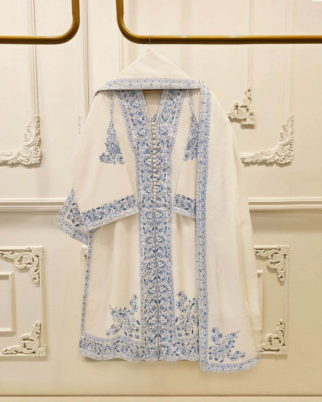 3 Piece - Embroidered Khaddar Suit S115762