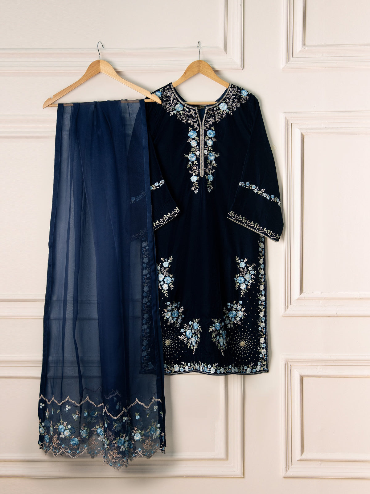 3 Piece- Embroidered Velvet Suit S110734