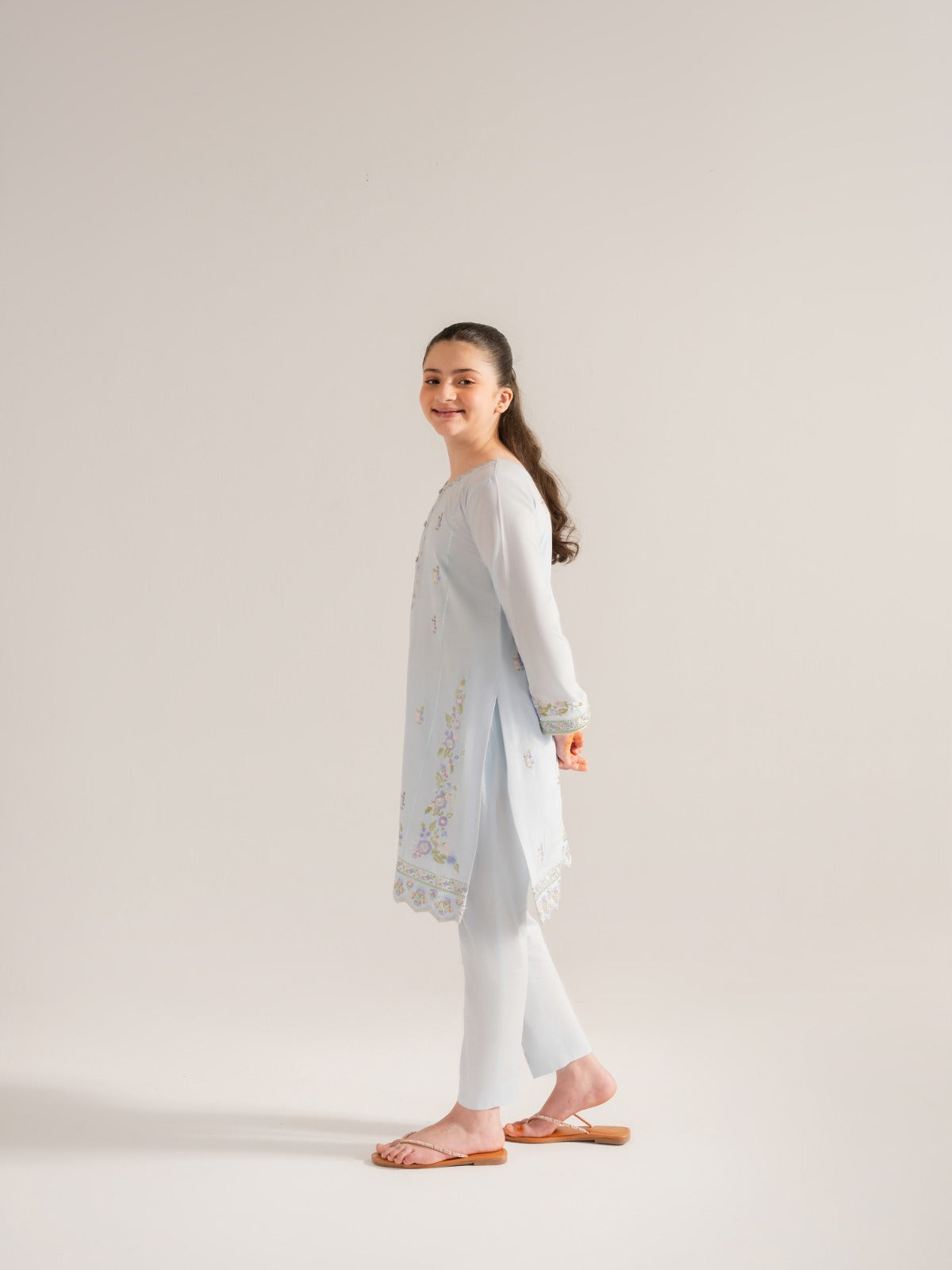 (Kids) 2 Piece - Embroidered Cambric Suit KD-021 Secondary image