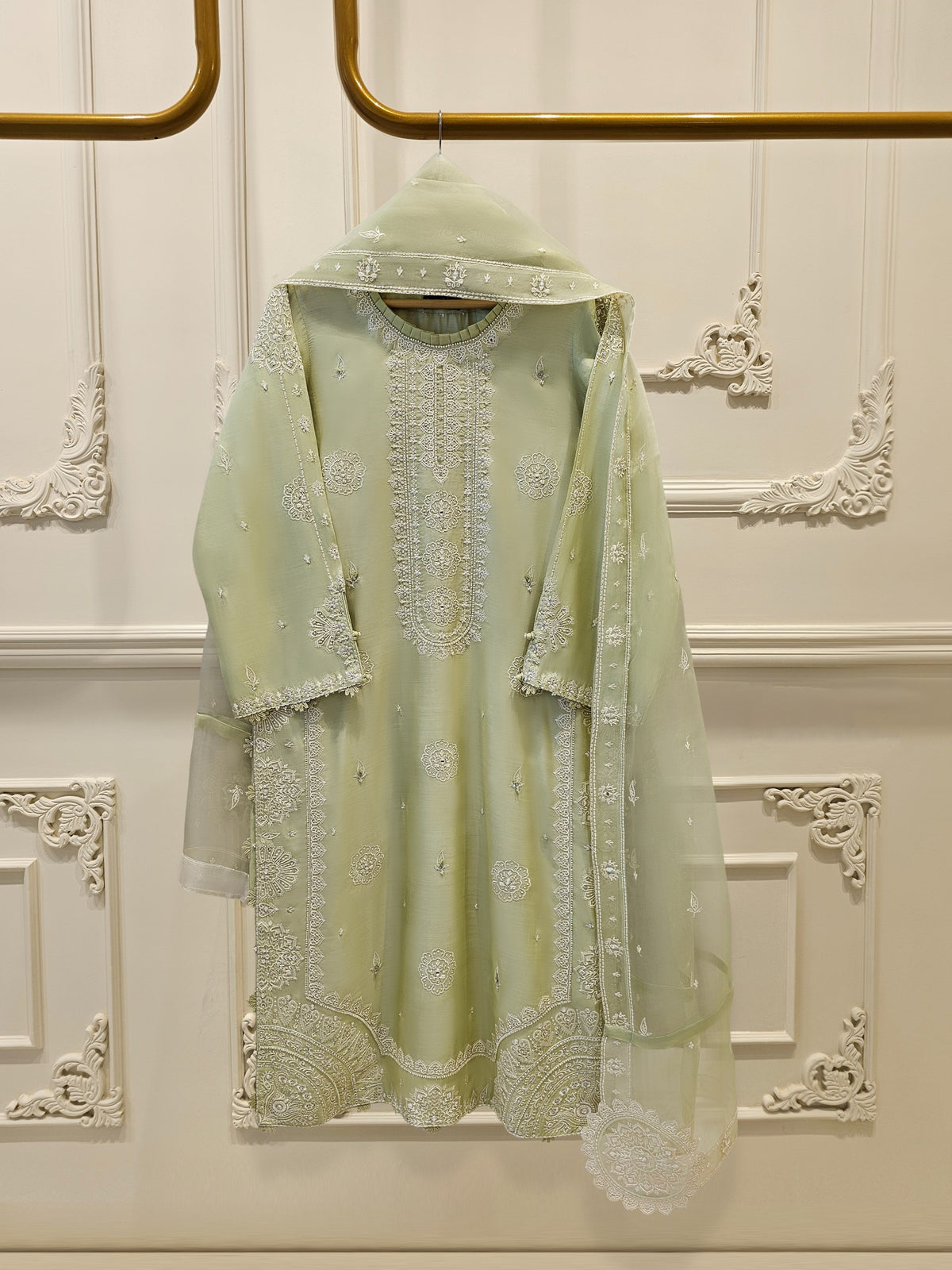 3 Piece- Pure Khaddi Silk Embroidered Suit S111601
