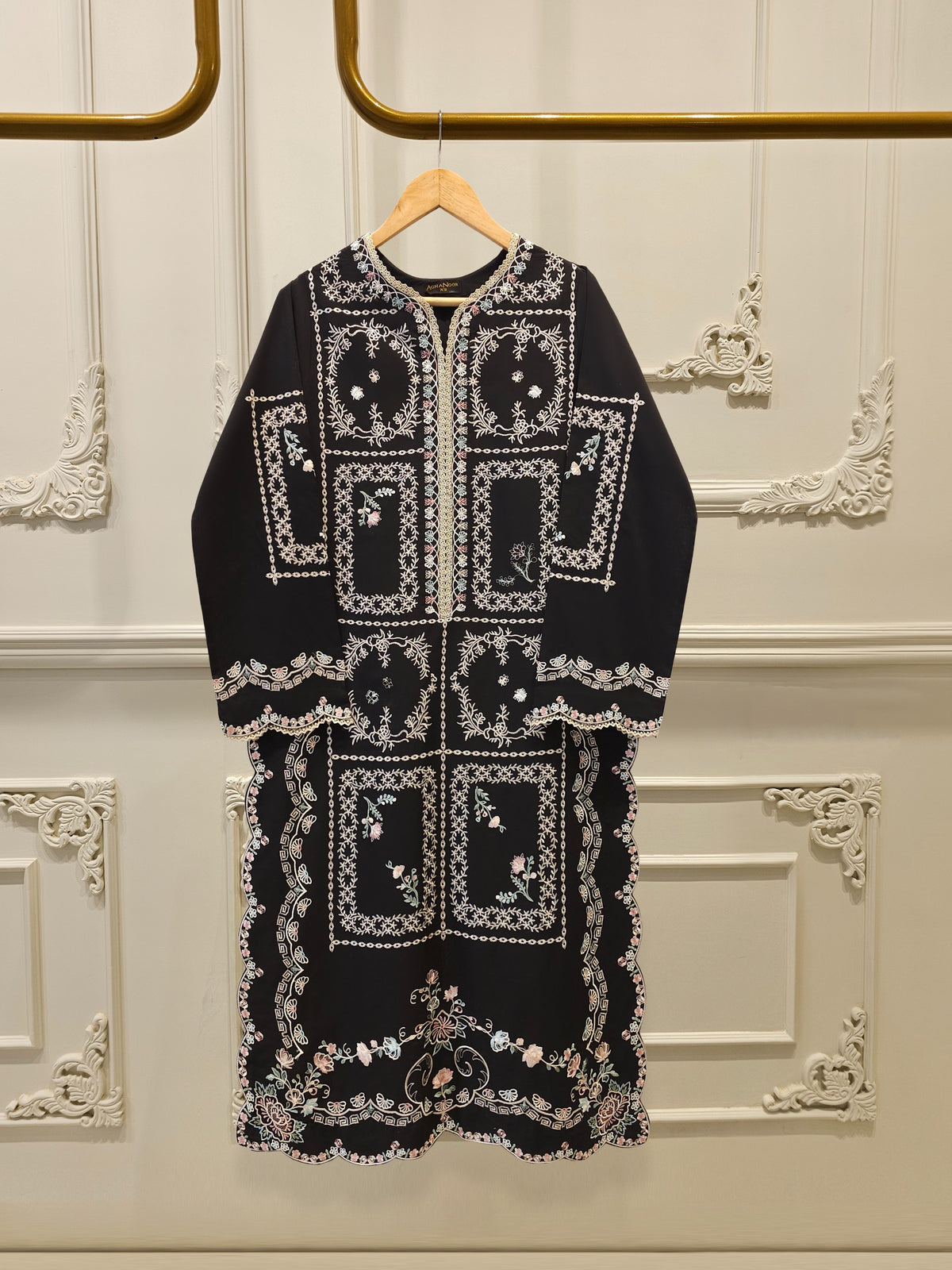 2 Piece - Embroidered Lawn Suit S111936