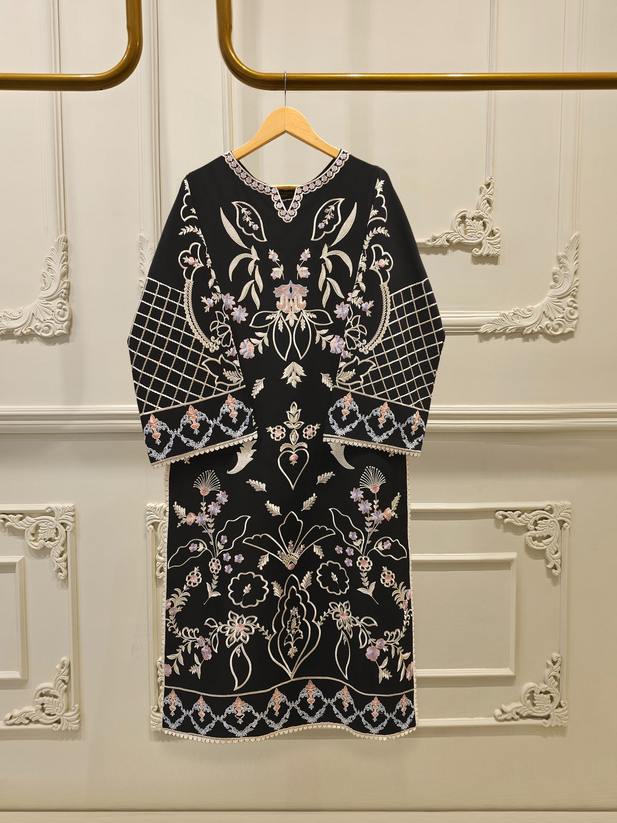 2 Piece - Embroidered Lawn Suit S112253