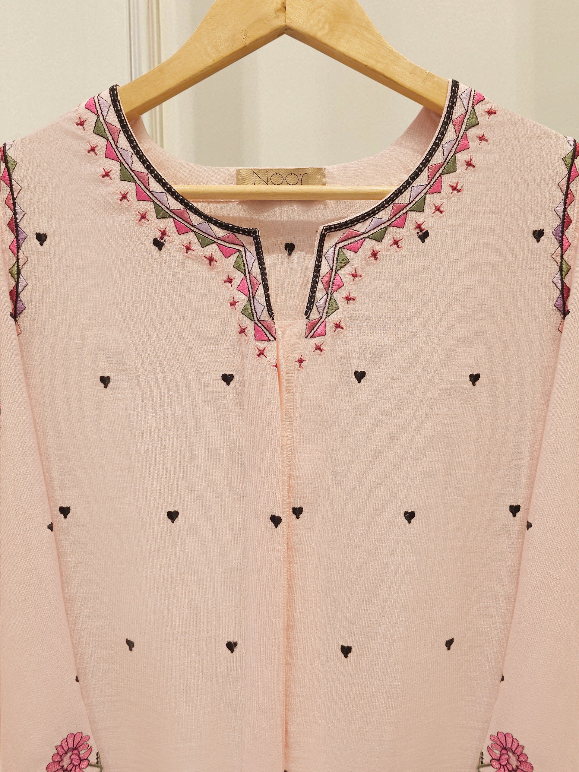 2 Piece - Embroidered Linen Suit WS00218 Secondary image