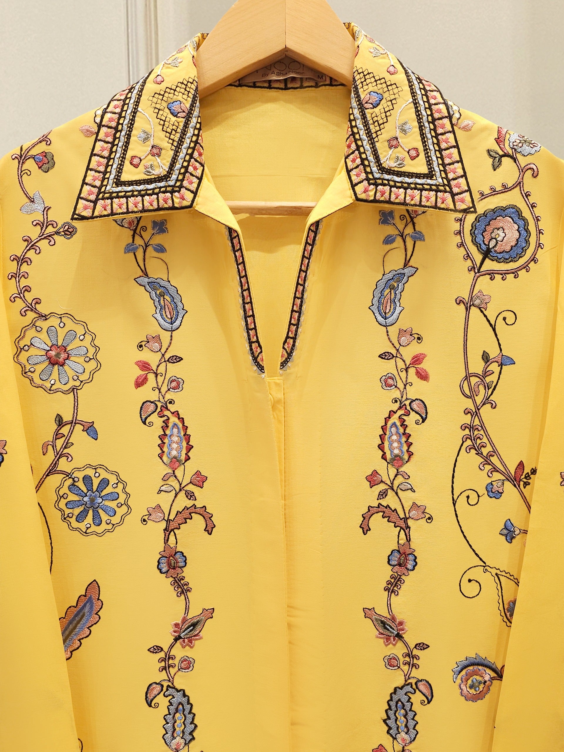2 Piece - Embroidered Cambric Suit WS00227 Secondary image