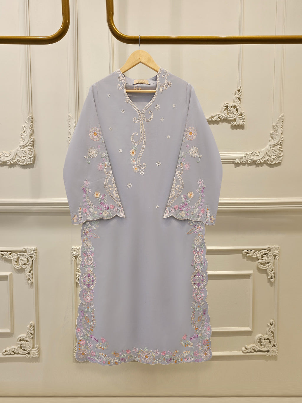 Embroidered Cambric Shirt WS00229