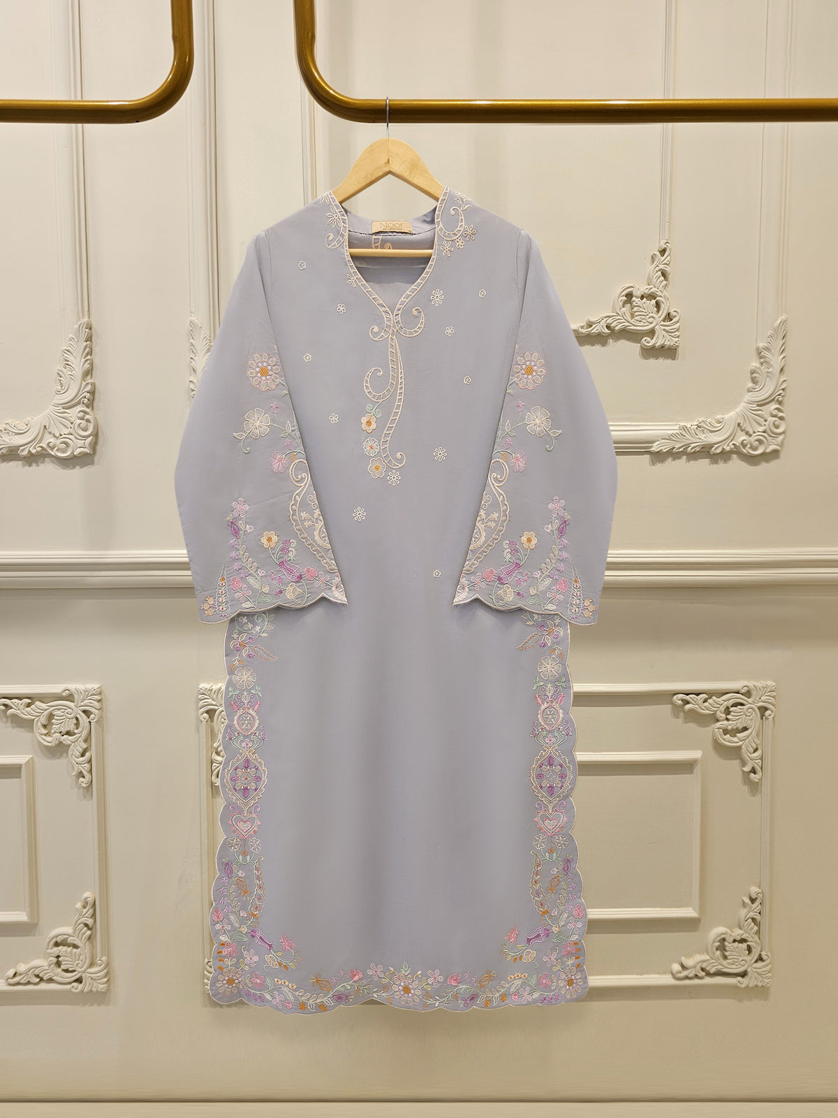 Embroidered Cambric Shirt WS00229