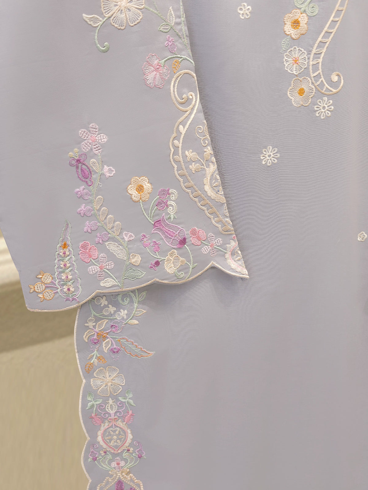 Embroidered Cambric Shirt WS00229