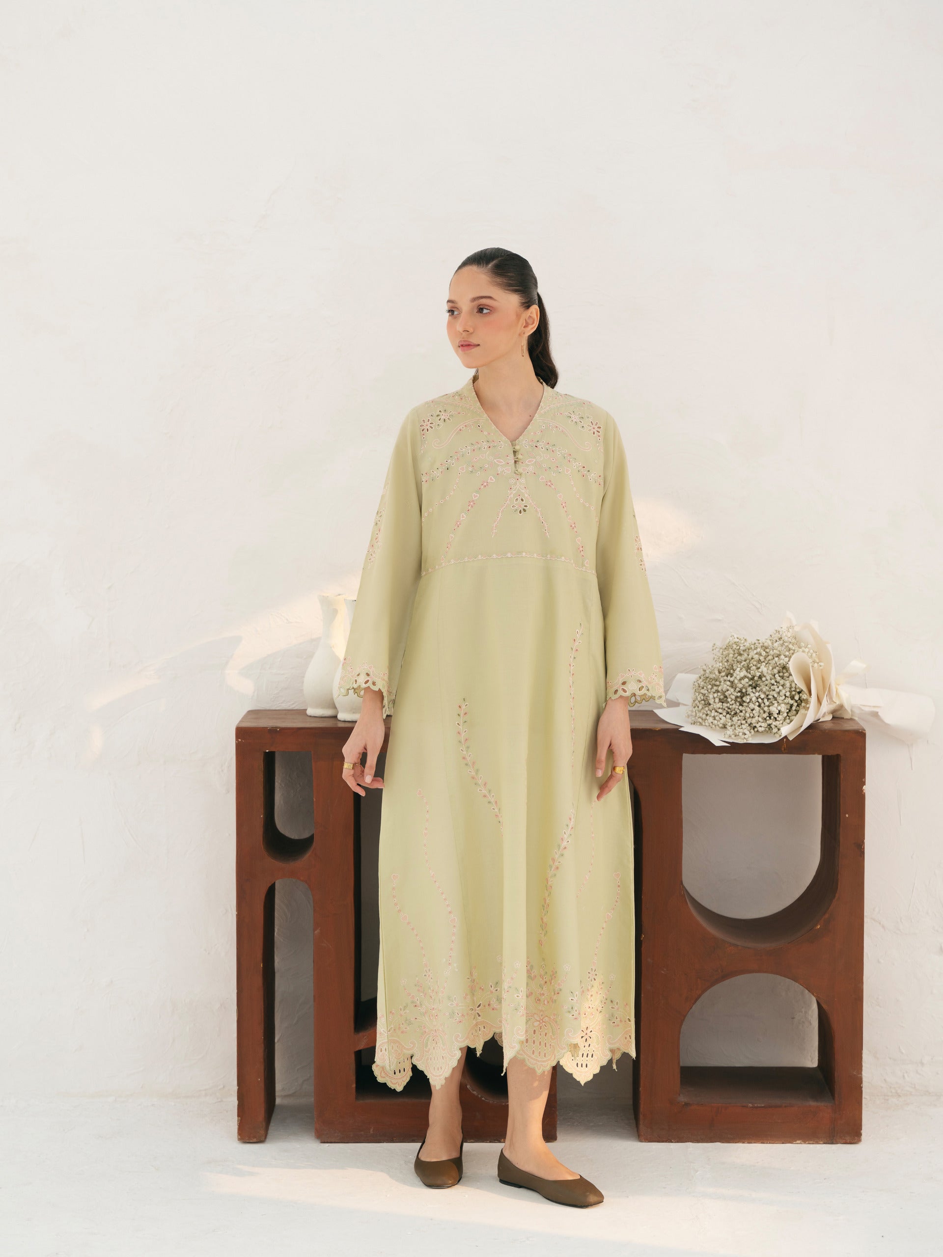 Look 33 Secondary image