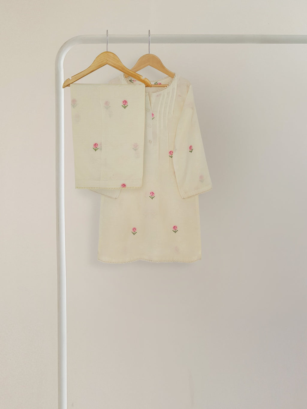(KIDS) FINE JACQUARD EMBROIDERED SHIRT AND PANTS KD028