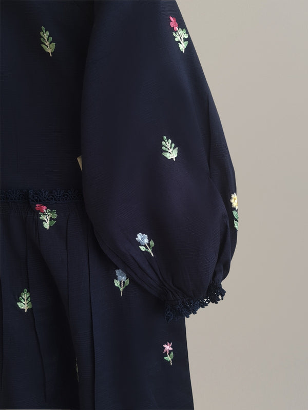 (KIDS) FINE JACQUARD EMBROIDERED FROCK KD030
