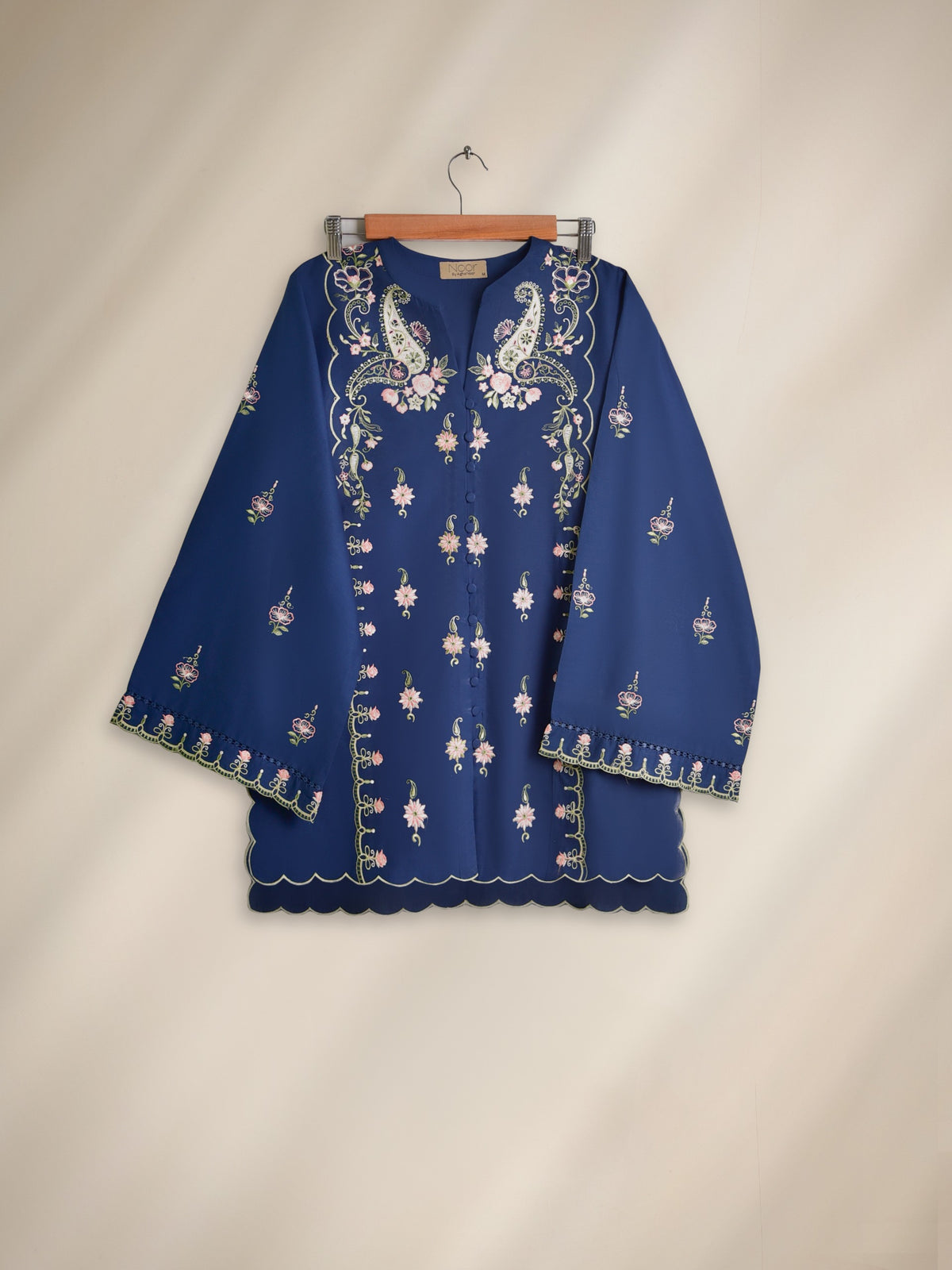 Look 76
