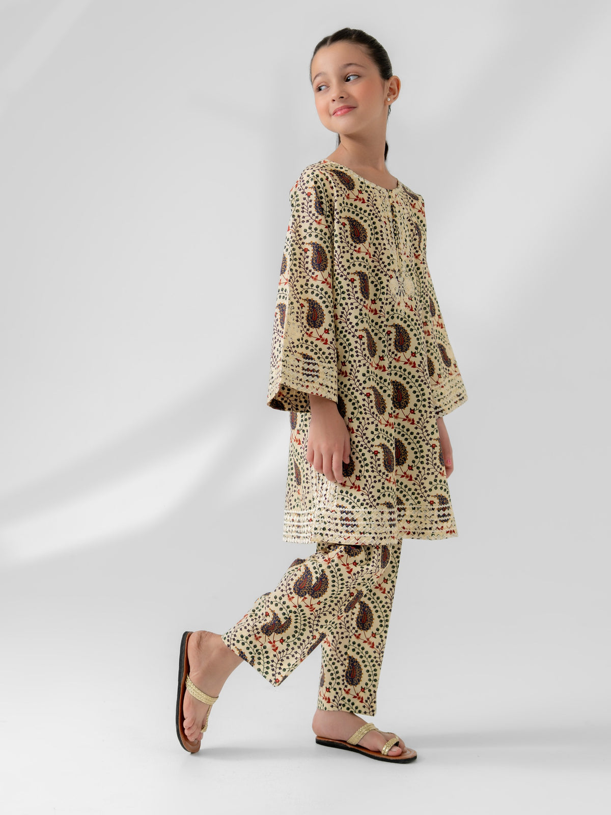 (Kids) - 2 Piece Digital Printed Lawn Suit FKD-081