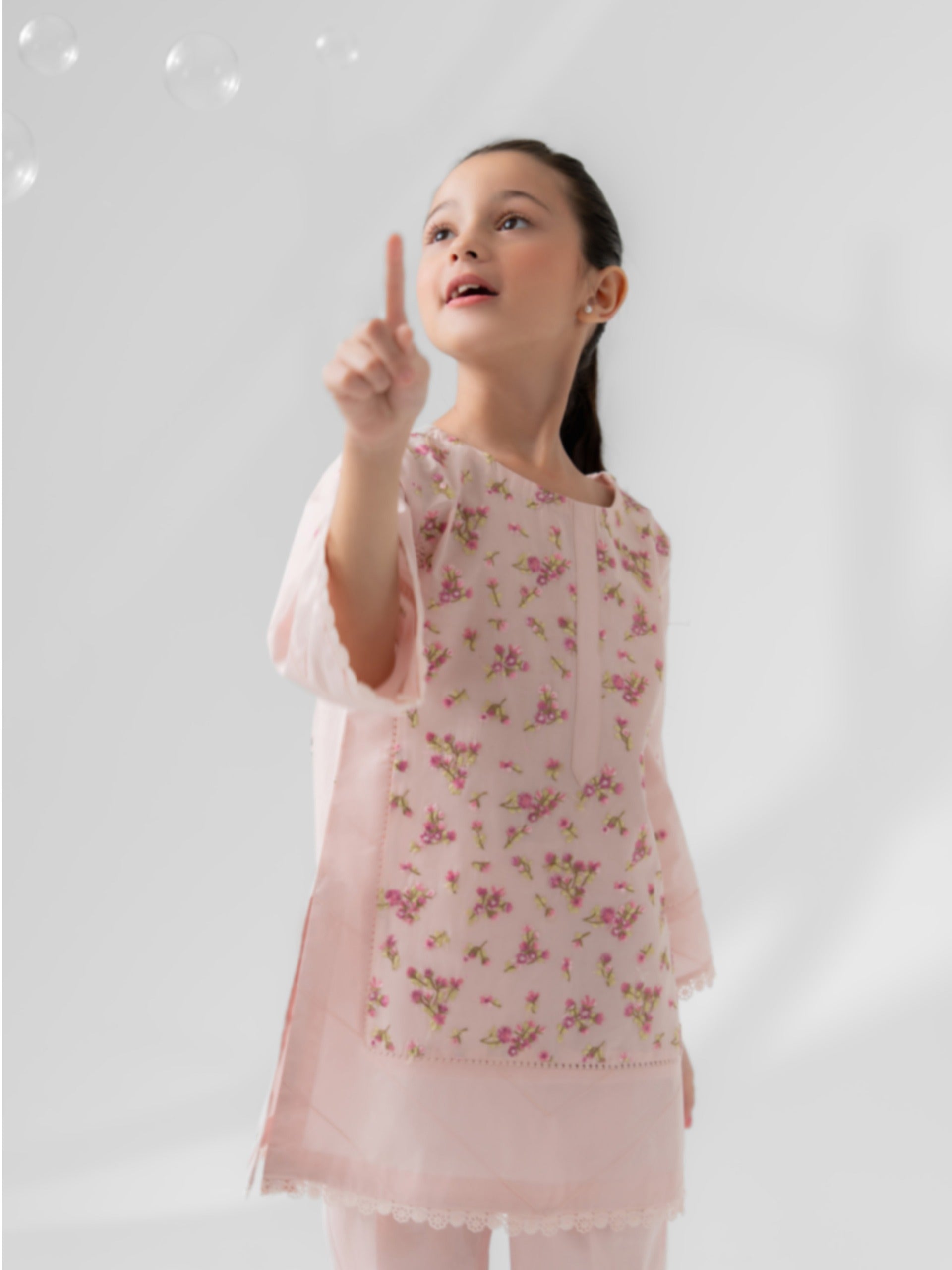 (Kids) 2 Piece - Embroidered Cambric Suit FKD-017 Secondary image