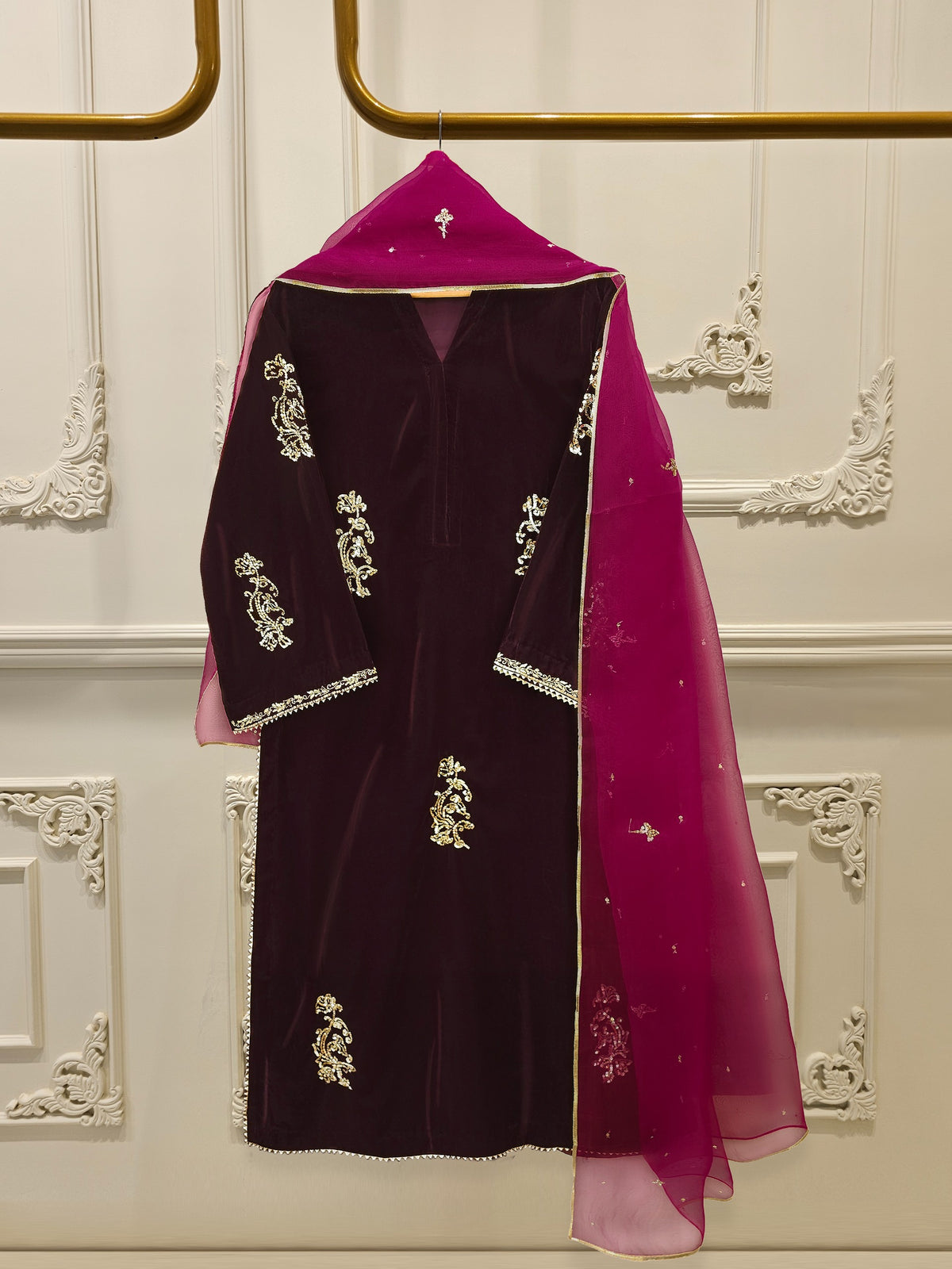 3 Piece - Embroidered Velvet Suit S112730
