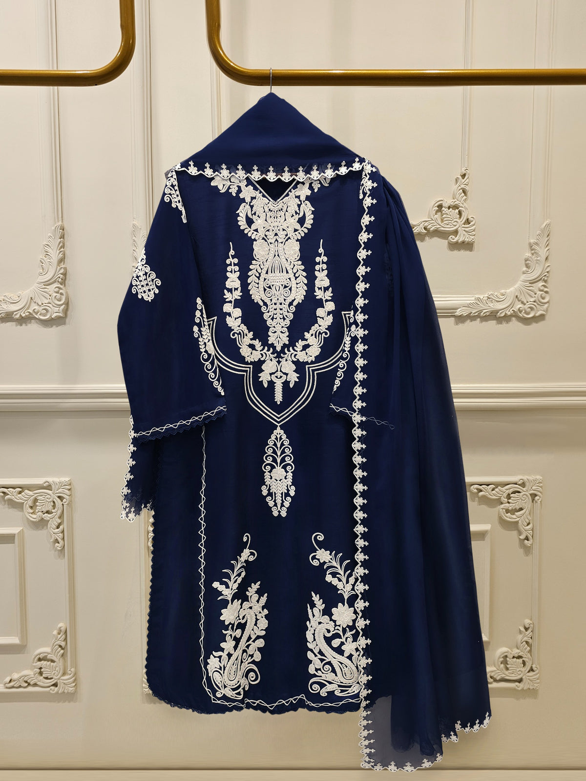 3 Piece - Pure Embroidered Korean Silk Suit S114670 Main image
