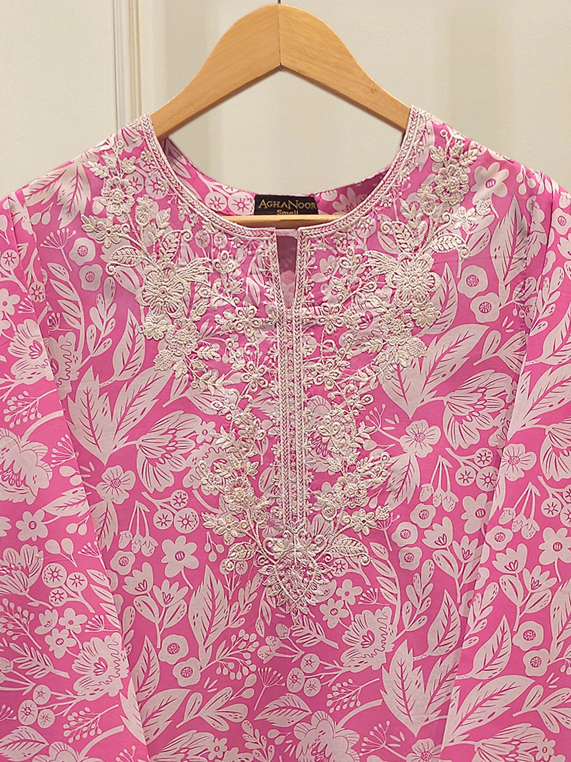 2 Piece - Embroidered Digital Printed Cambric Suit S114816 Secondary image