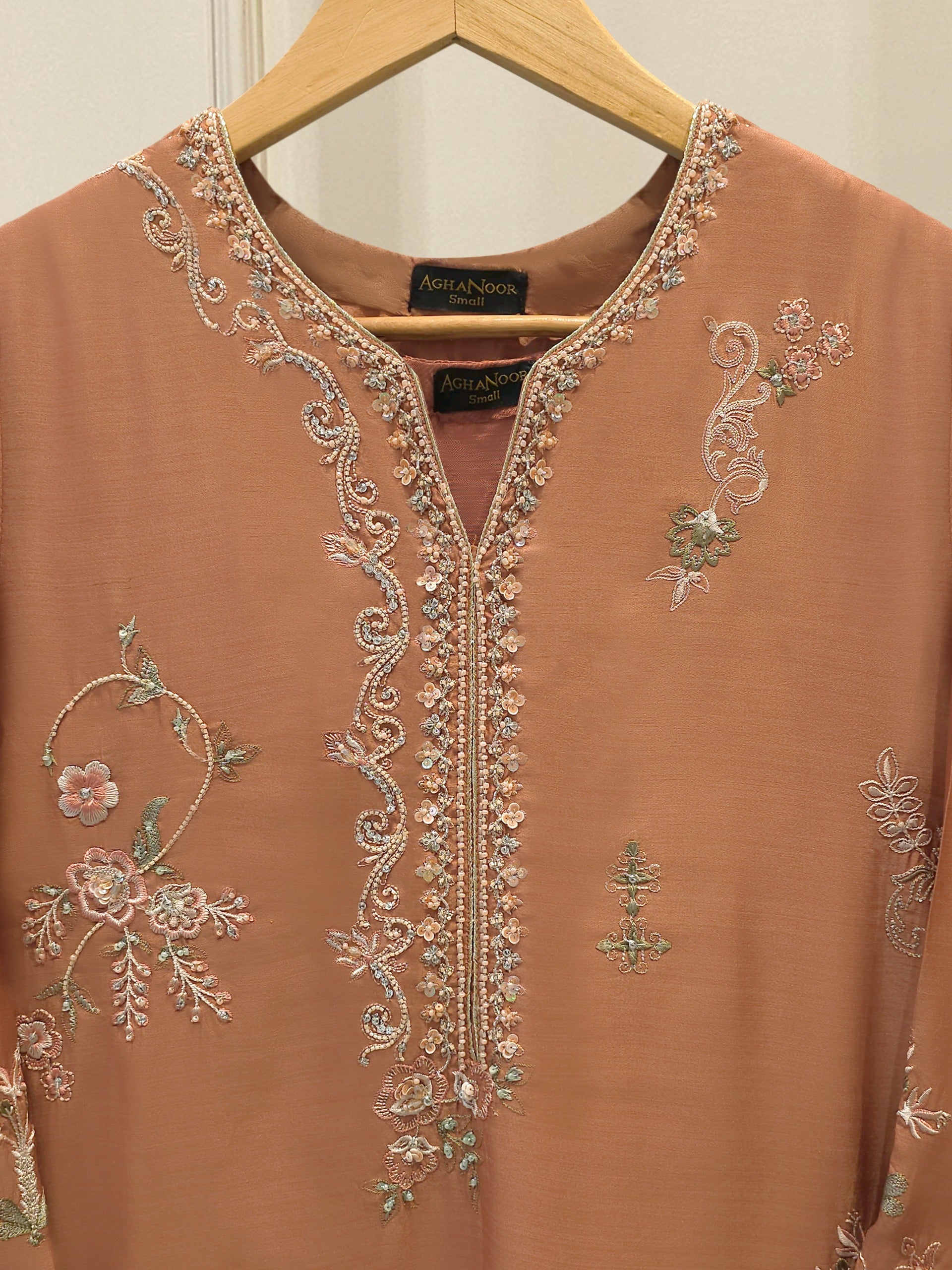 2 Piece - Pure Khaddi Silk Embroidered  Suit S114886 Secondary image