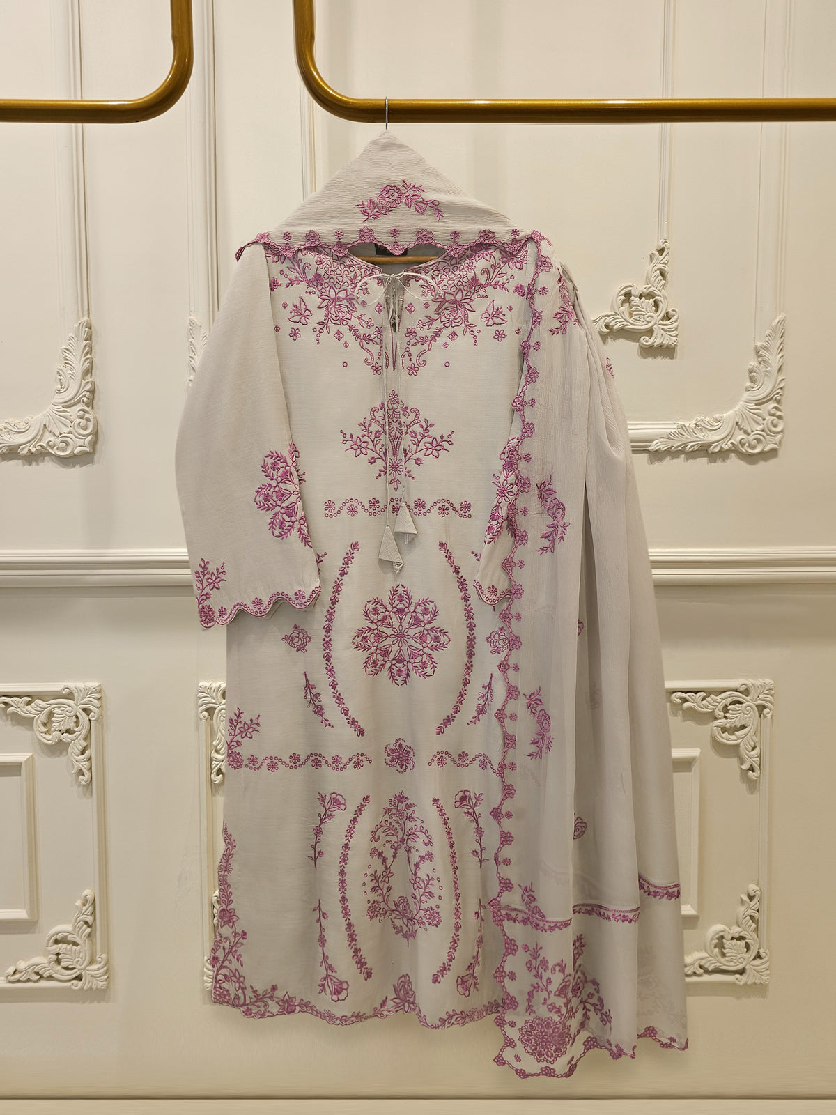3 Piece - Pure Khaddi Silk Embroidered  Suit S114914 Main image