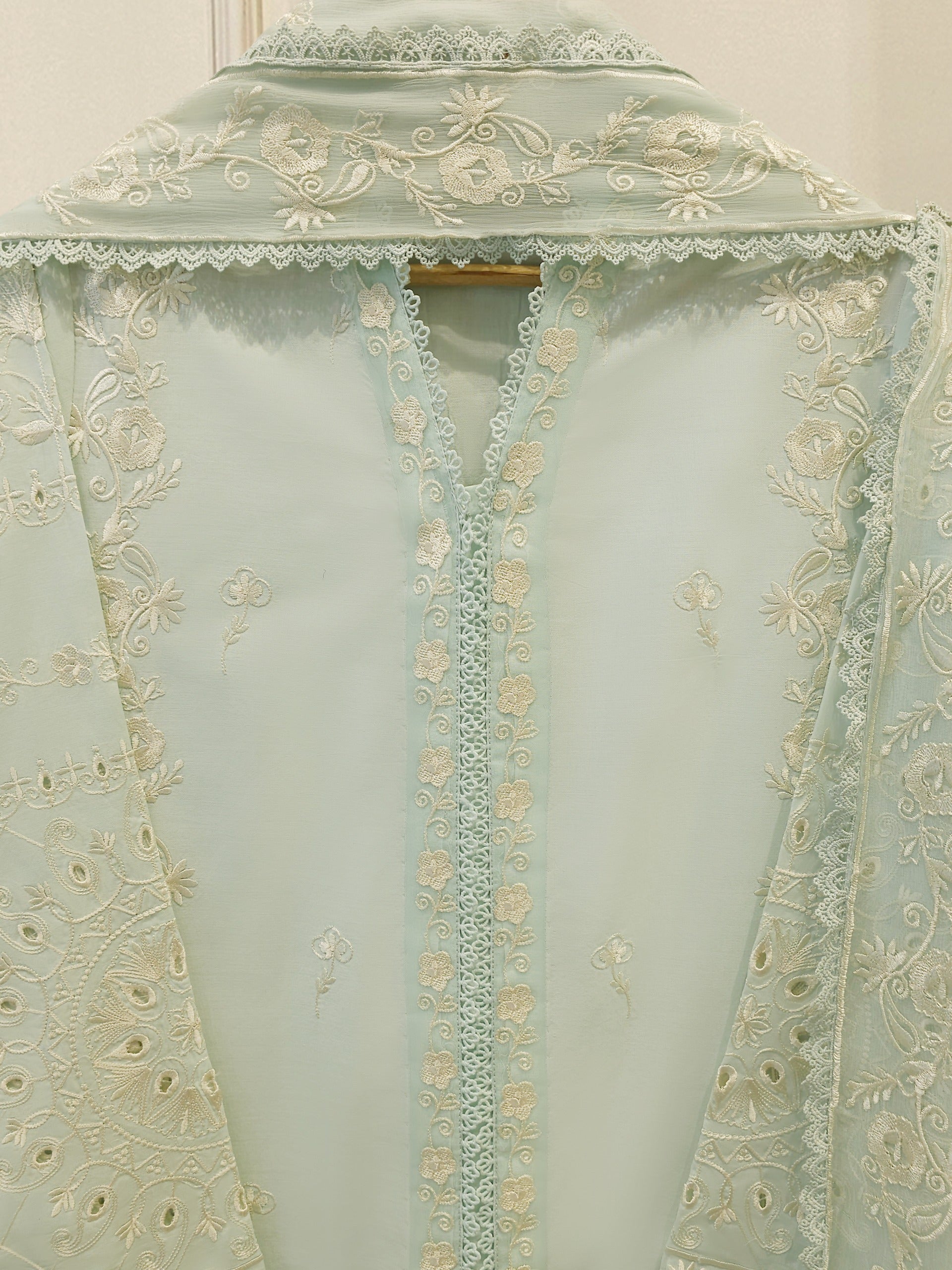 3 Piece - Embroidered Cambric Suit S114940 Secondary image