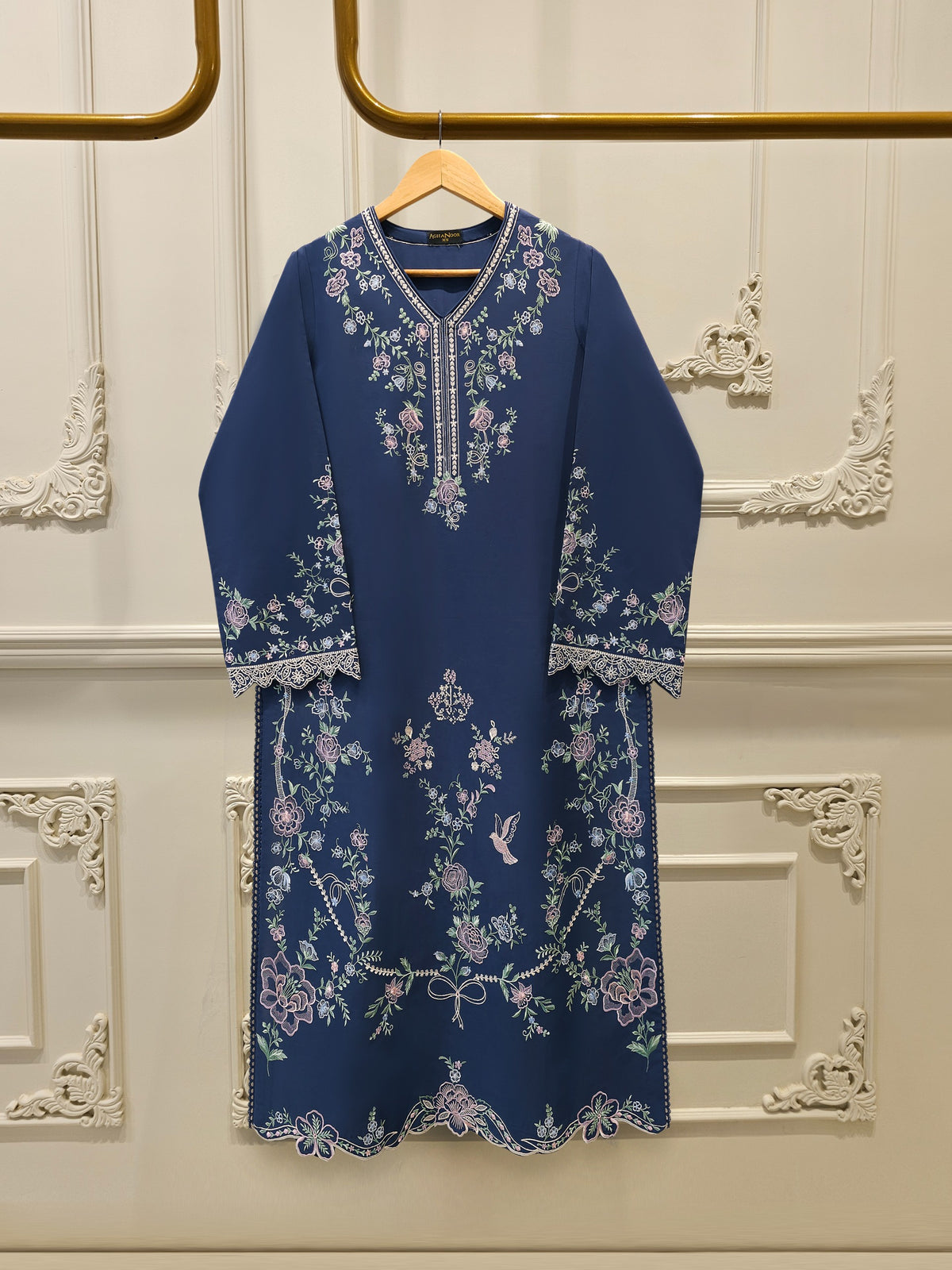 Embroidered Cambric Shirt S114953 Main image