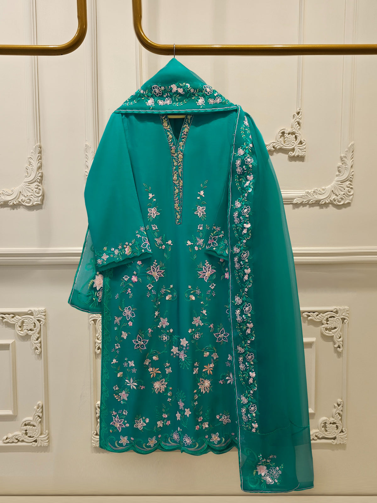 2 Piece - Pure Khaddi Silk Embroidered  Suit S115064 Main image