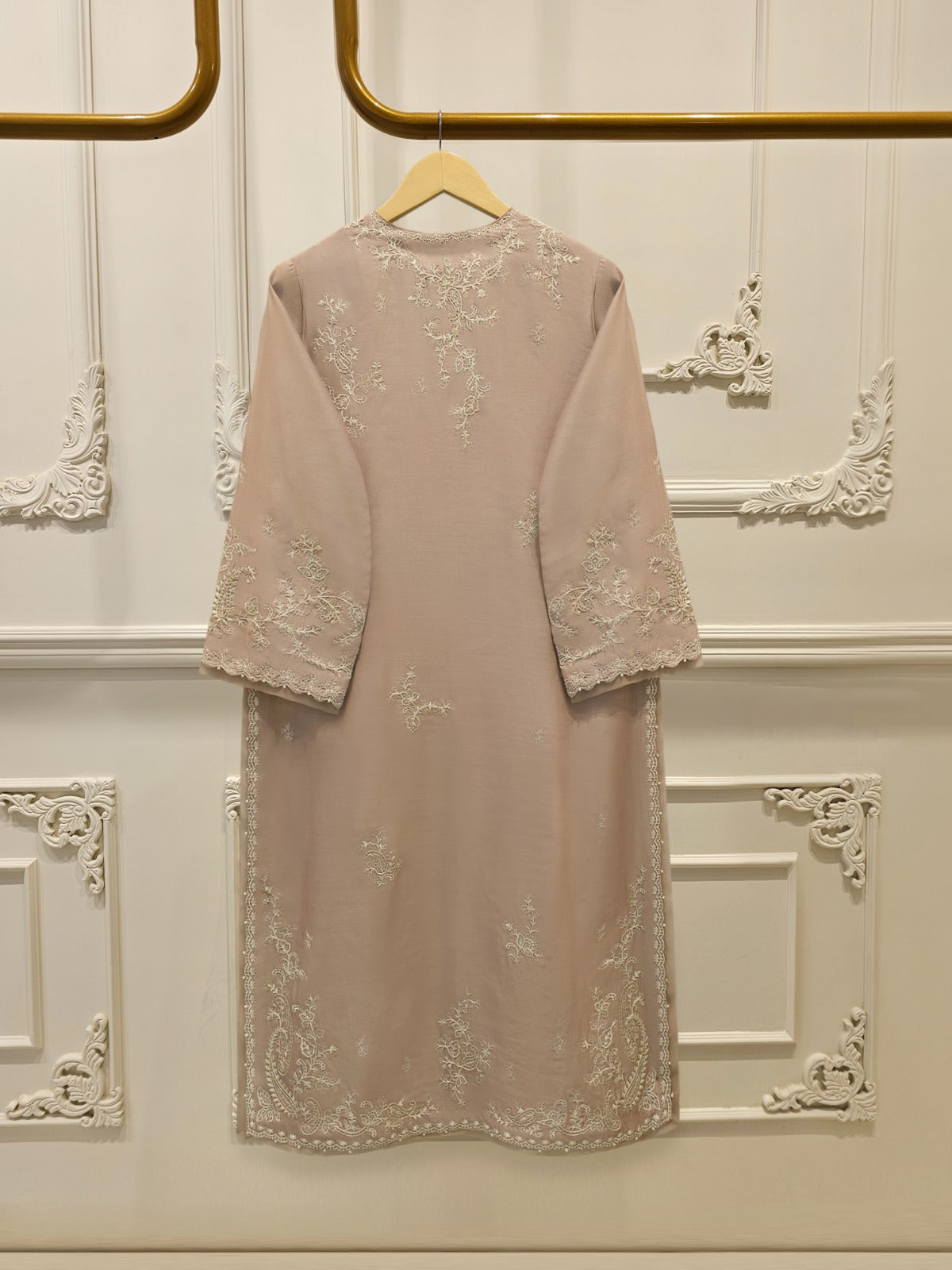 3 Piece - Pure Khaddi Silk Embroidered  Suit S115129