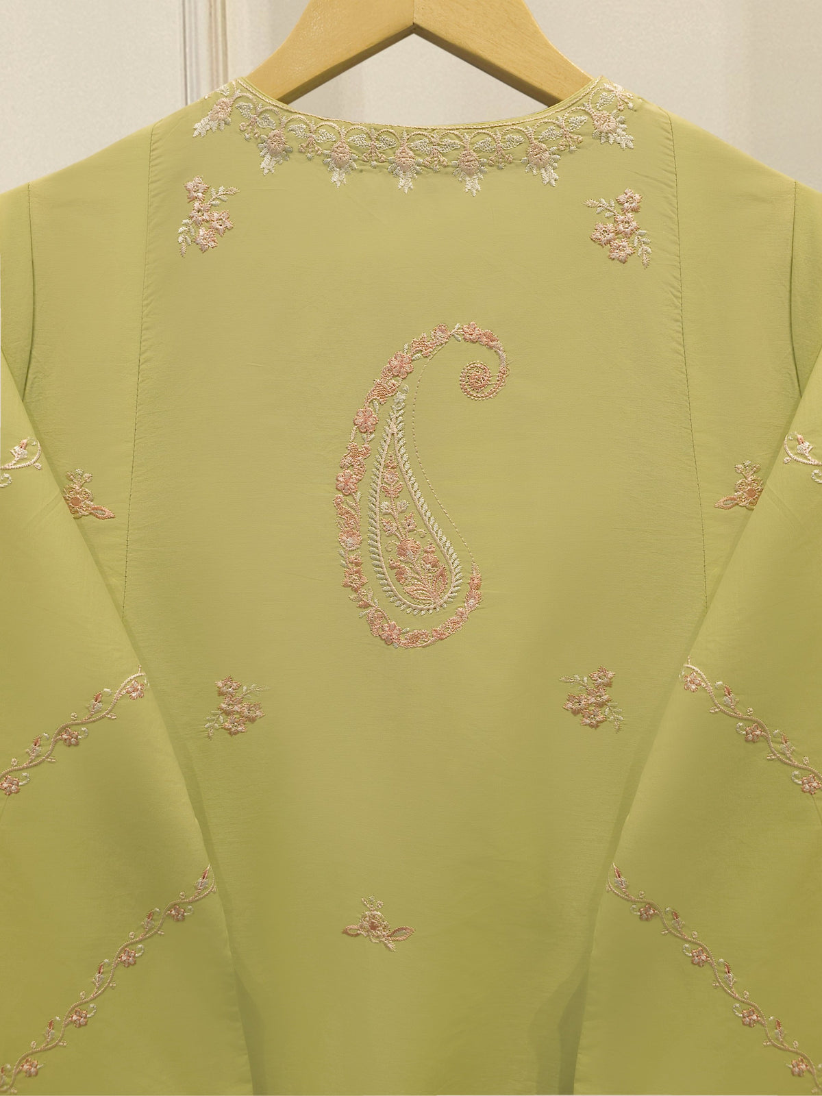 3 Piece - Embroidered Cambric Suit S115137