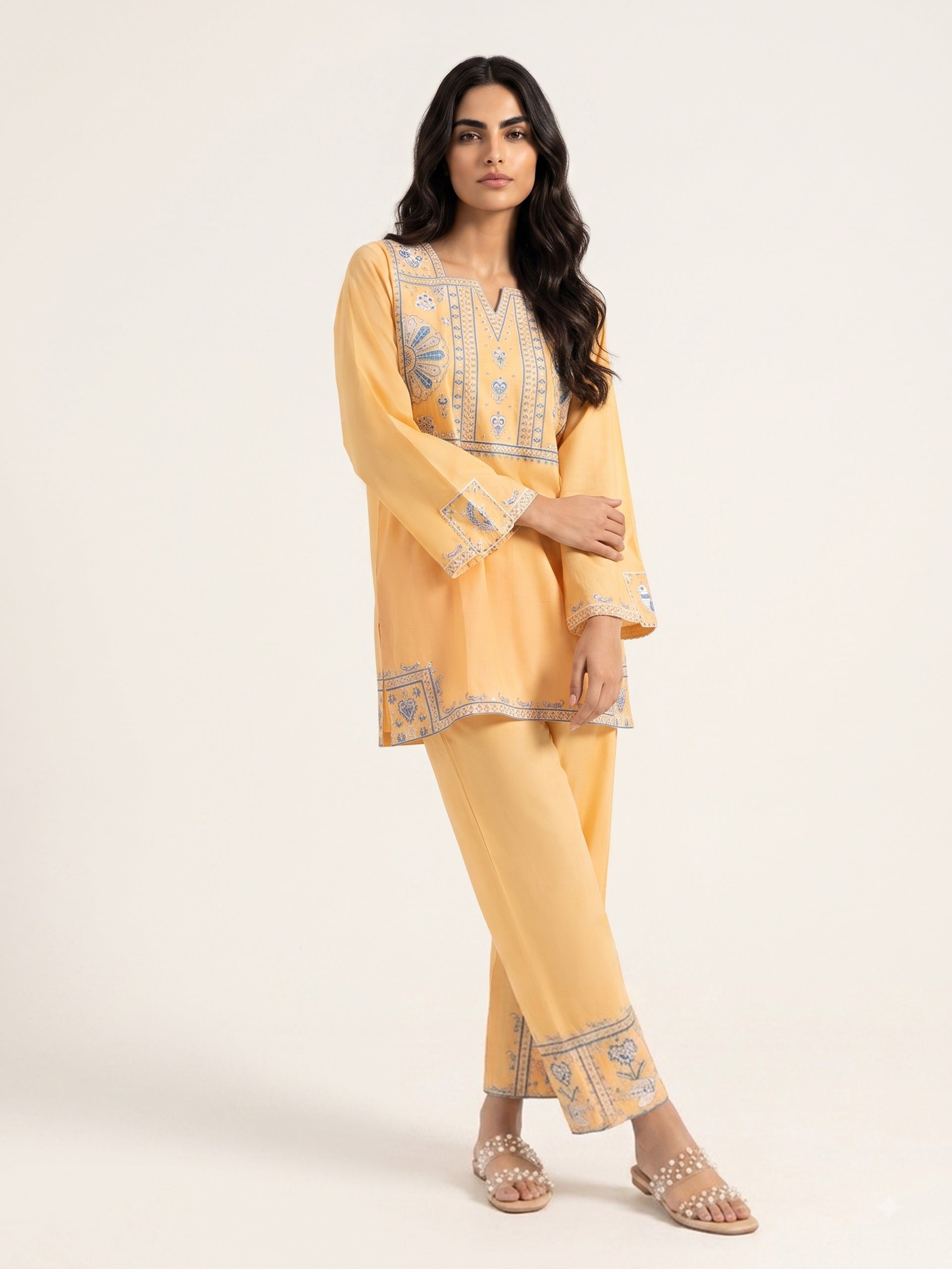 Look 83 Secondary image