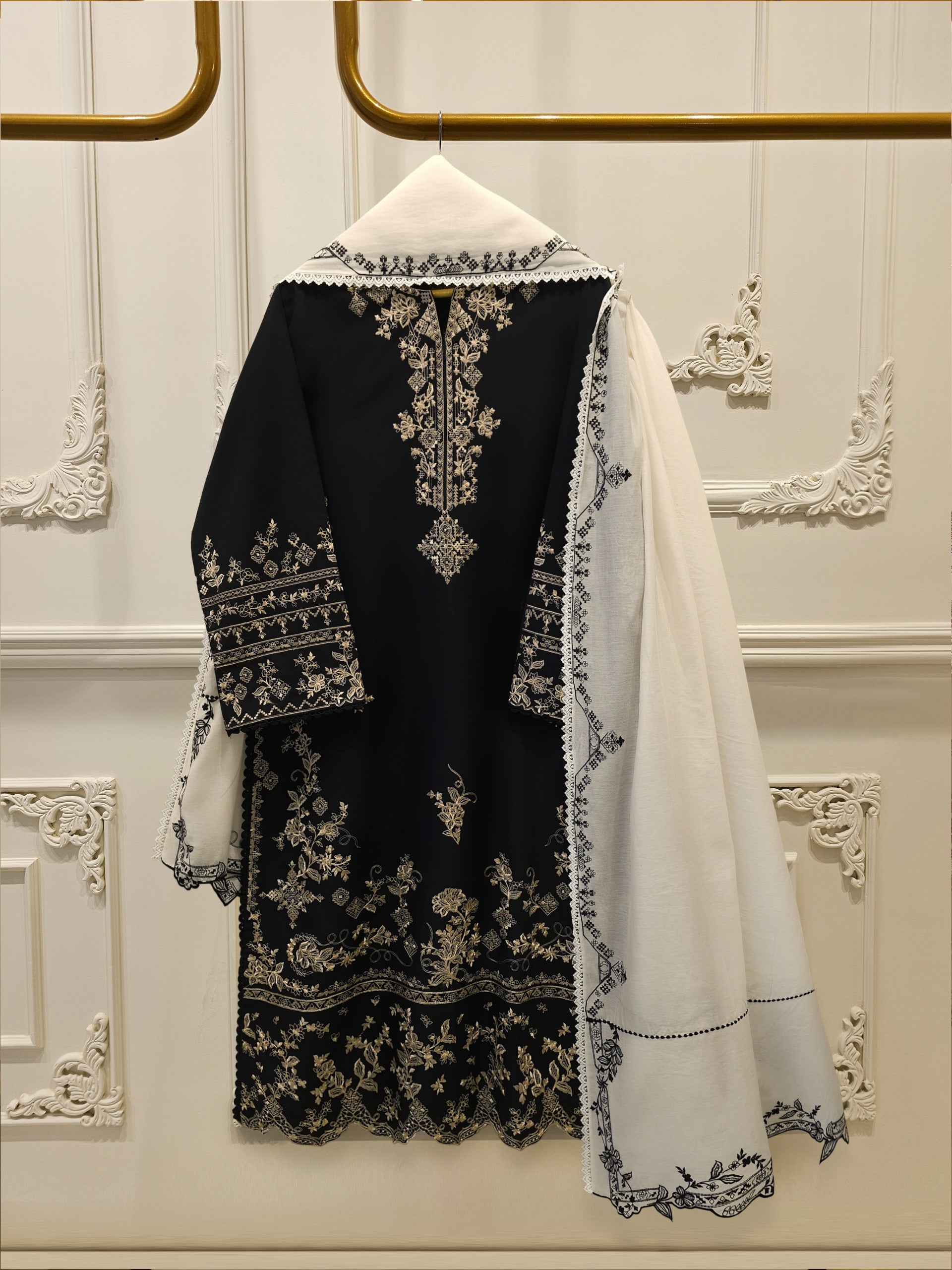 3 Piece - Embroidered Cambric Suit S115246 Main image