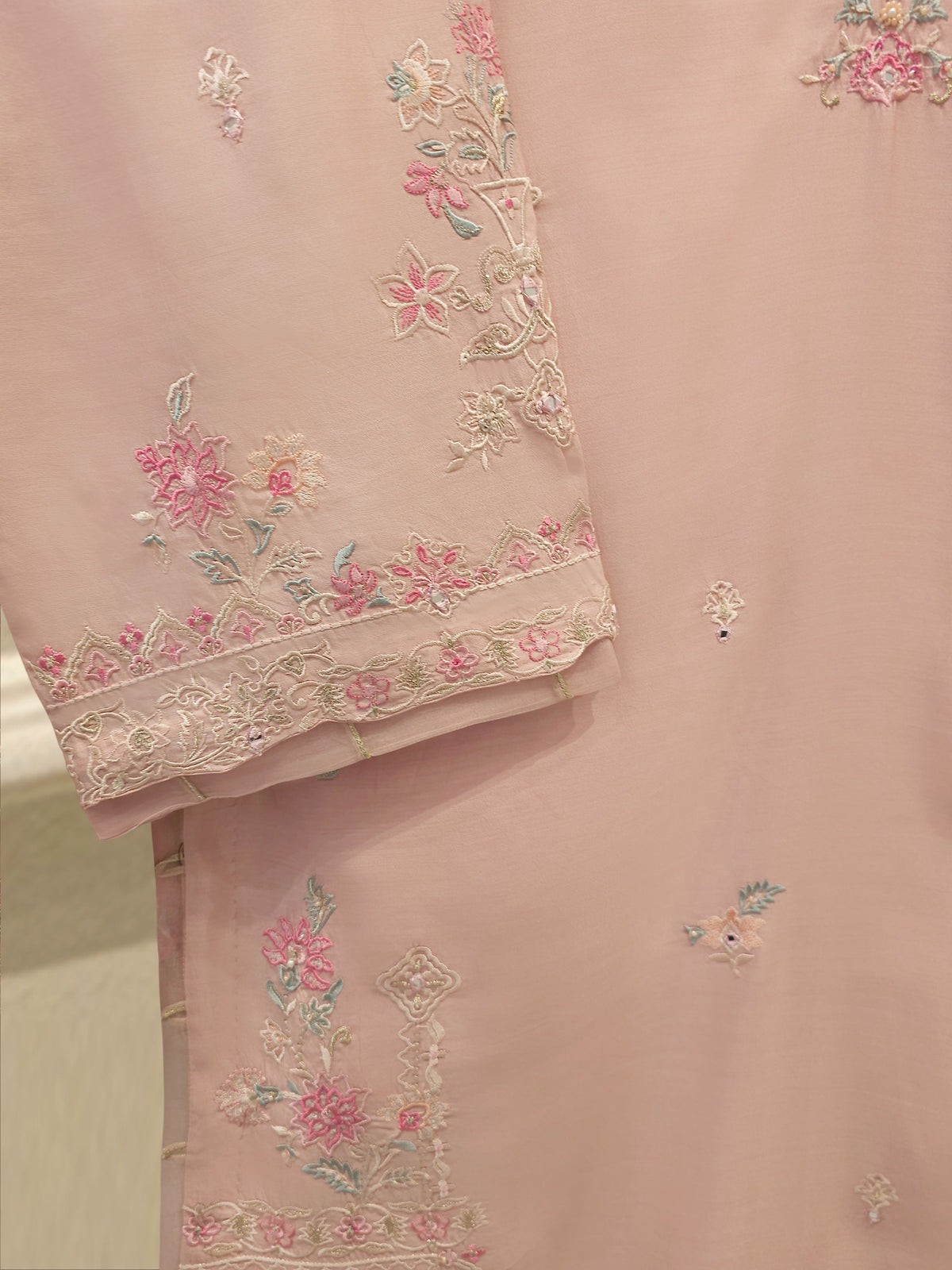 3 Piece - Pure Khaddi Silk Embroidered  Suit S115255