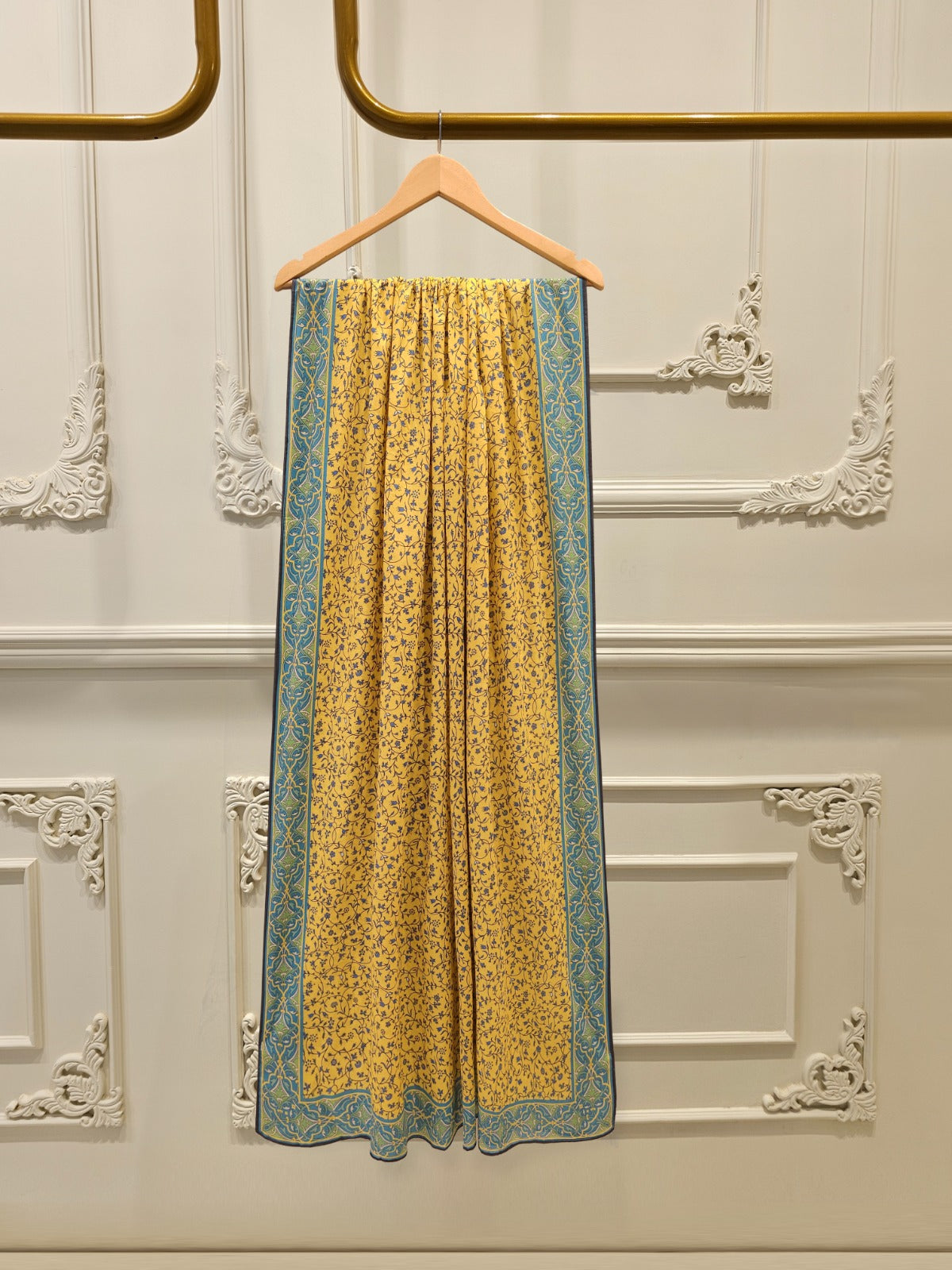 Printed Lawn Dupatta D000274 Main image
