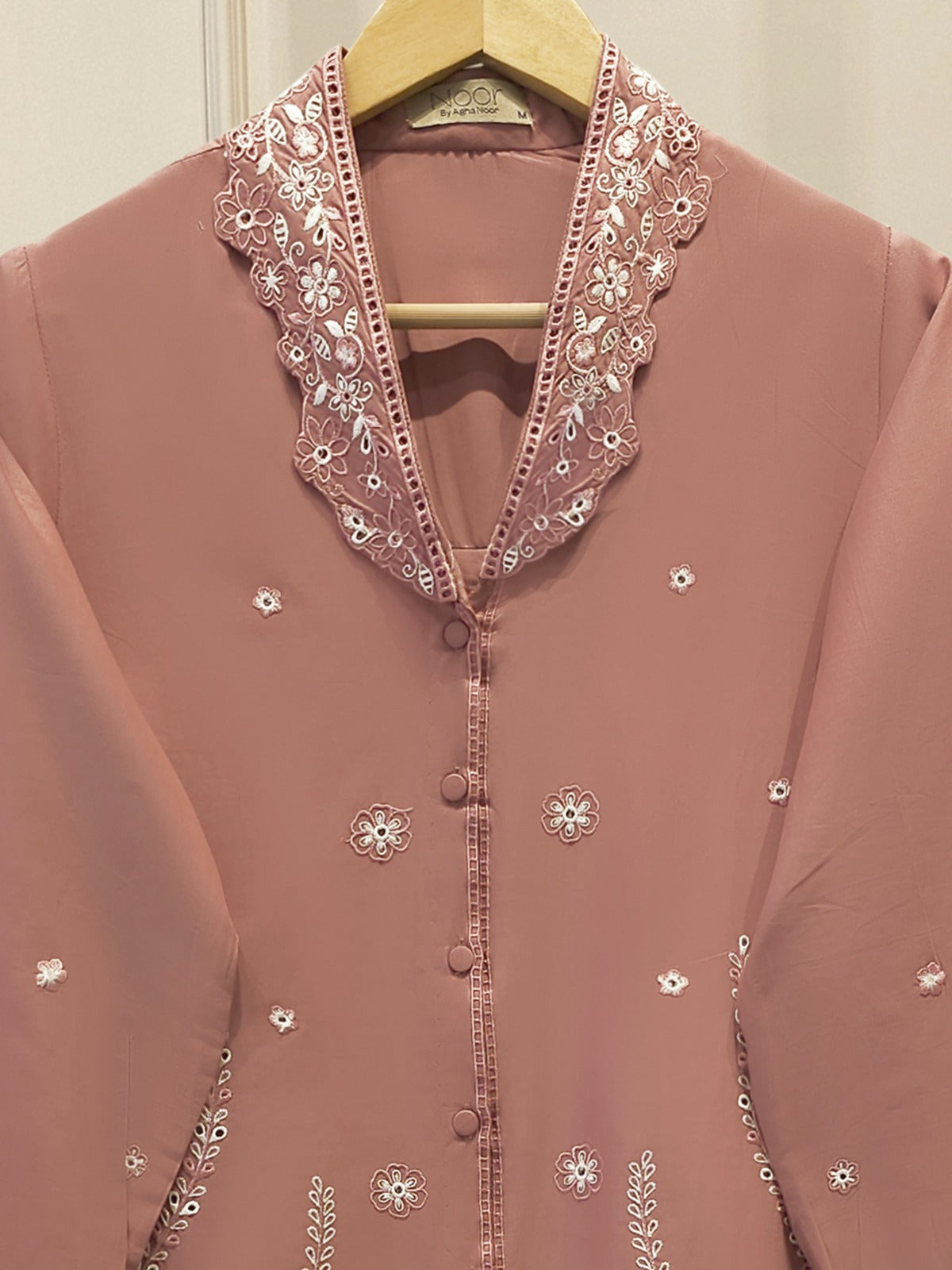 Embroidered Cambric Shirt SWS00319 Secondary image