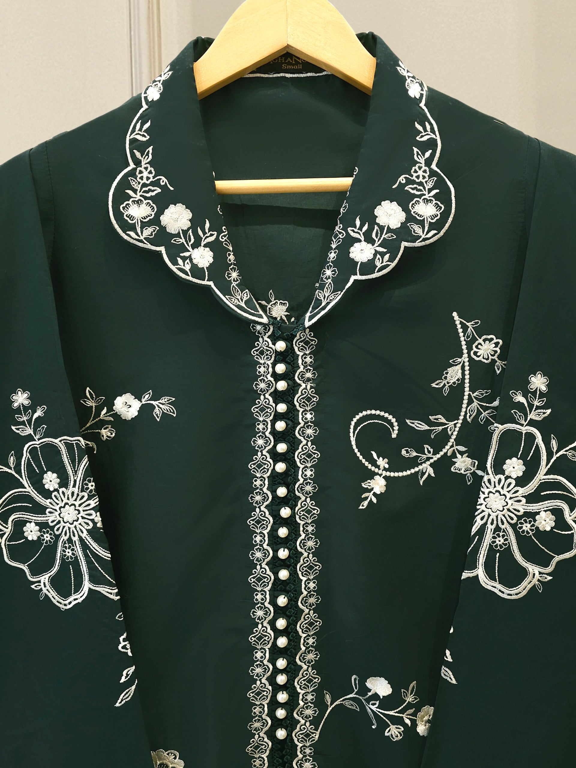 2 Piece - Embroidered Cambric Suit S115348 Secondary image