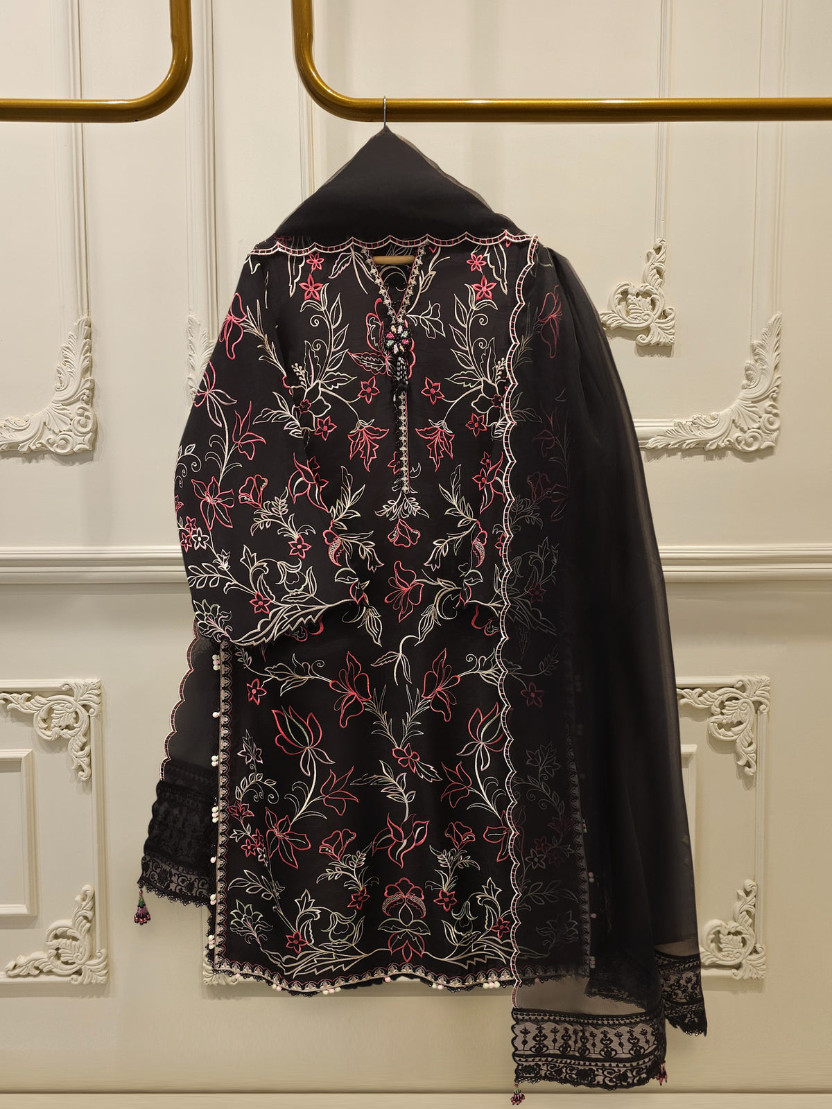(Unstitched) 3 Piece - Pure Korean Silk Suit S115067 Main image