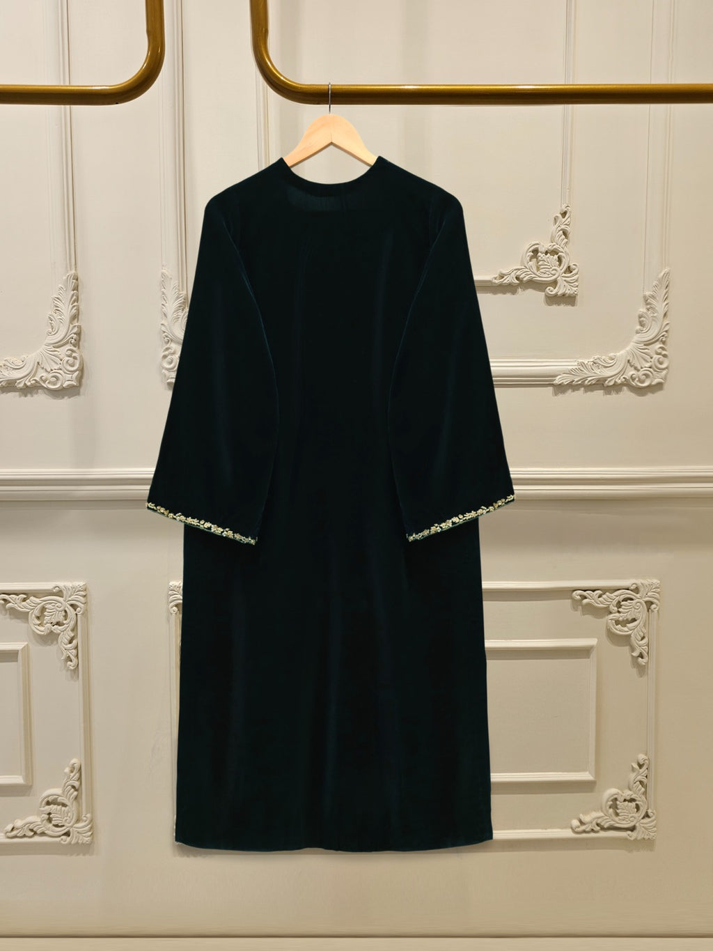 2 Piece - Embroidered Velvet Suit S113322