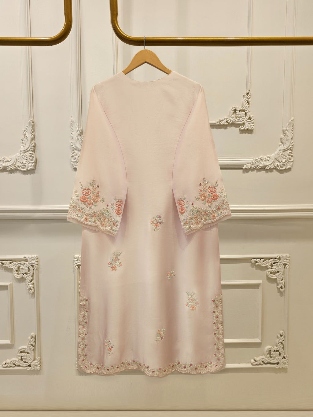 2 Piece- Pure Sheesha Silk Embroidered Suit S115540