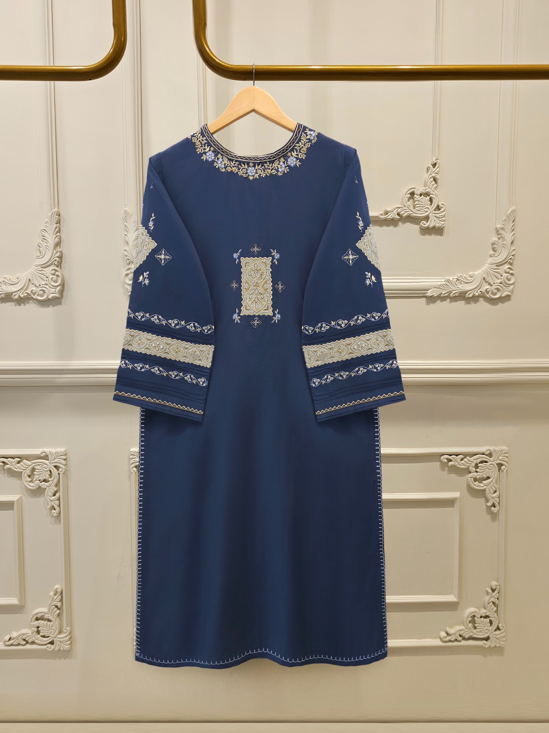 2 Piece - Embroidered Cambric Suit S115535 Secondary image
