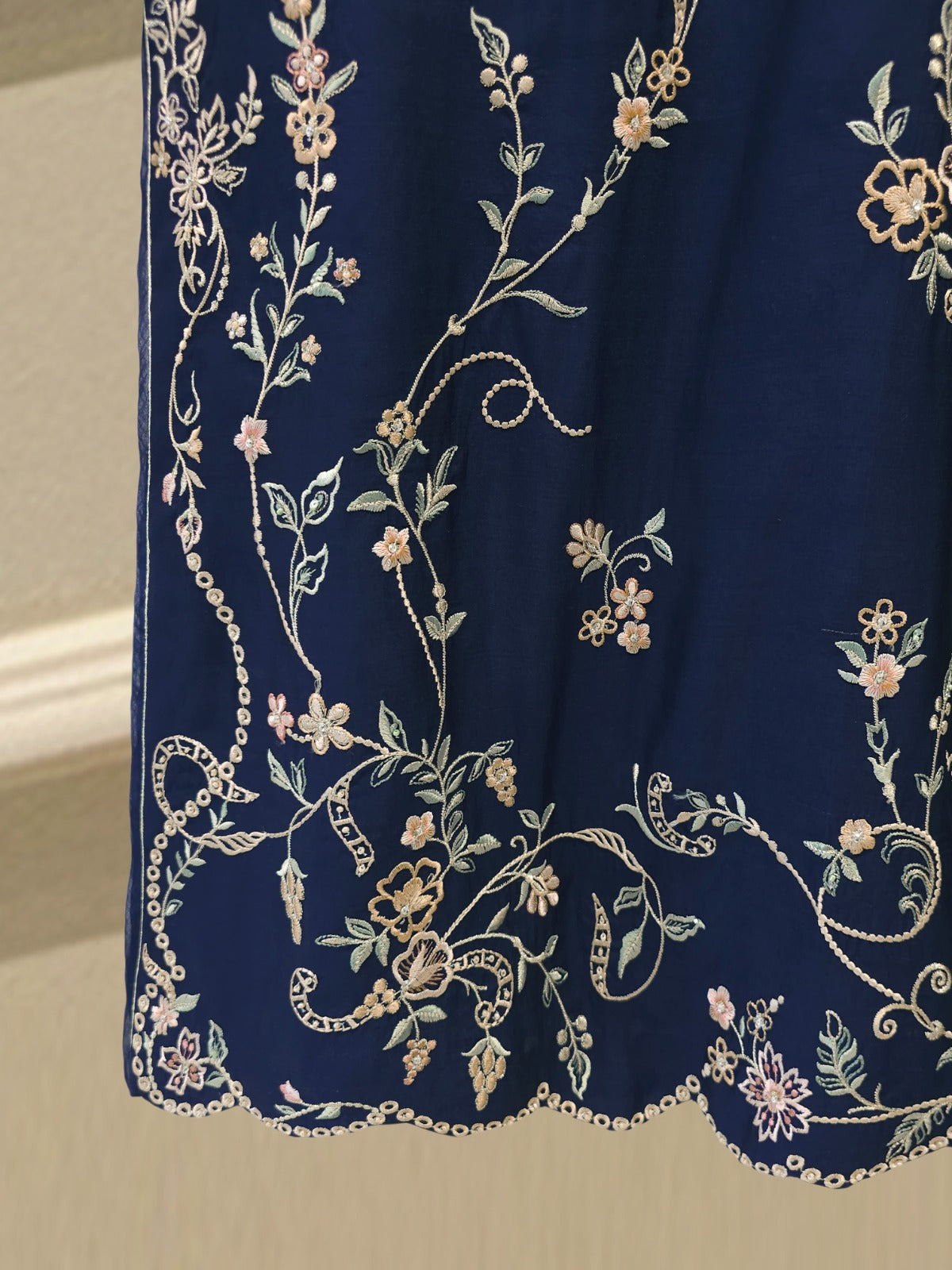 3 Piece - Pure Khaddi Silk Embroidered  Suit S115550