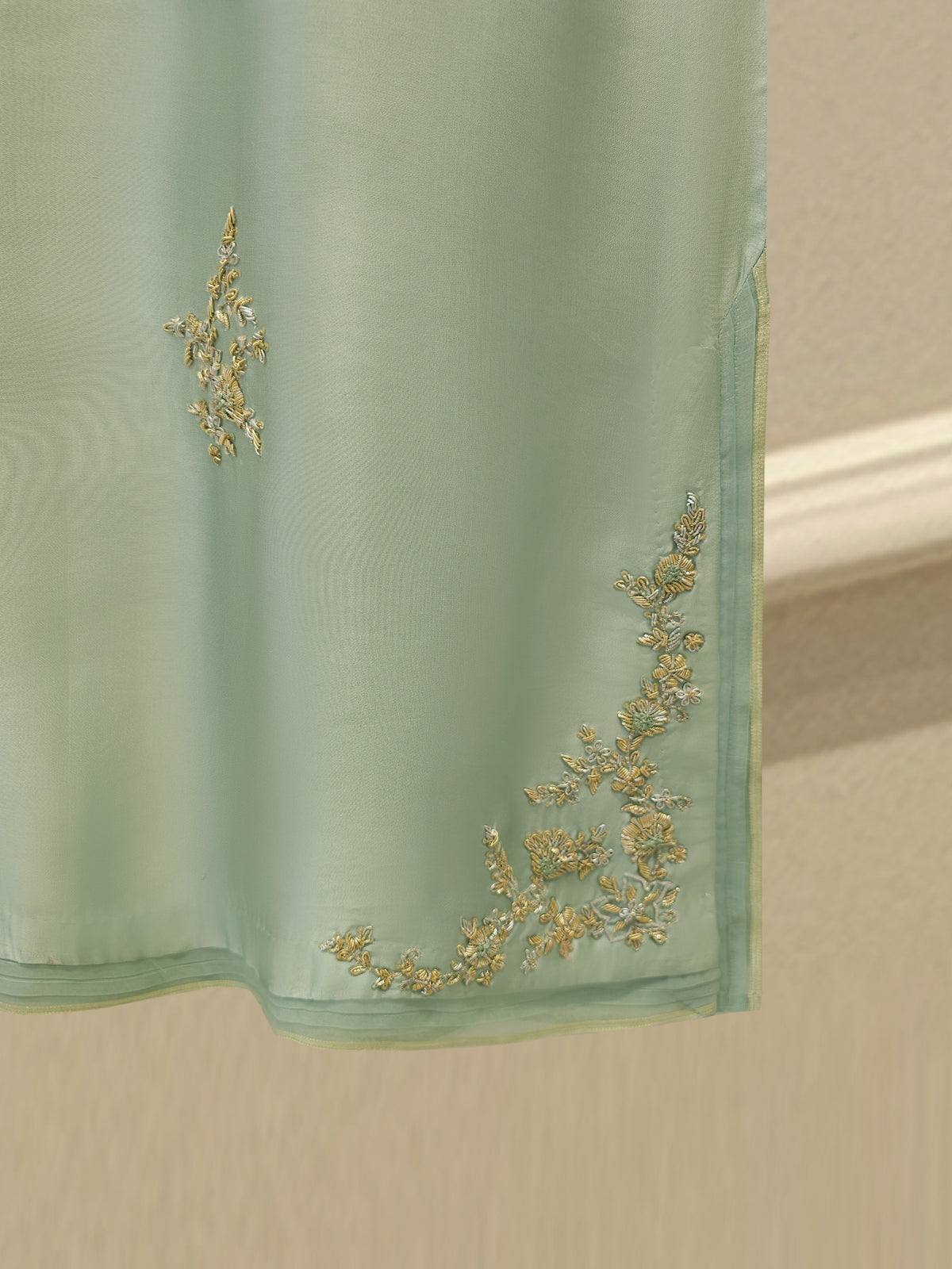 2 Piece- Pure Sheesha Silk Embroidered Suit S115577