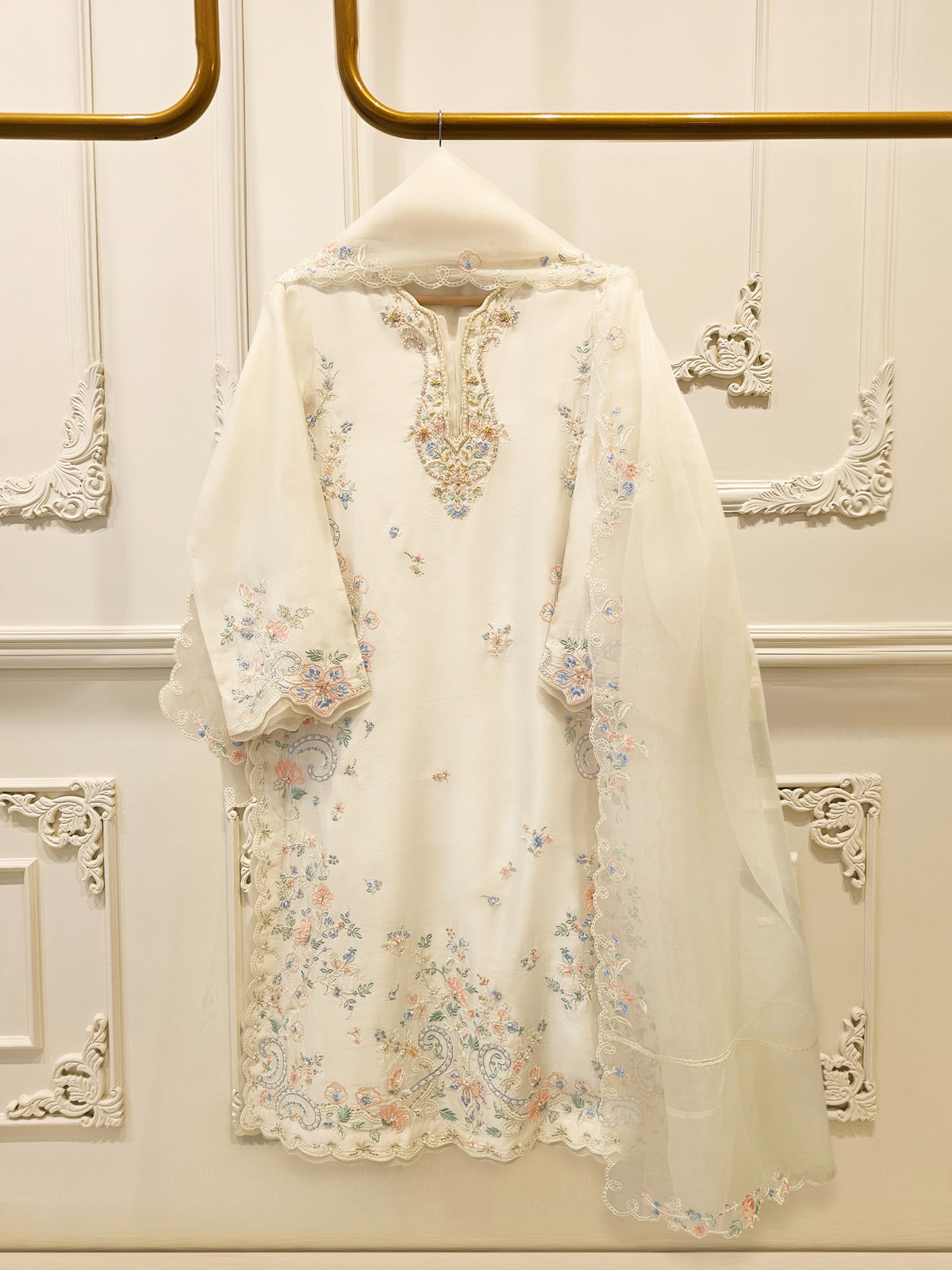 3 Piece- Pure  Sheesha Silk Embroidered Suit S115680 Main image