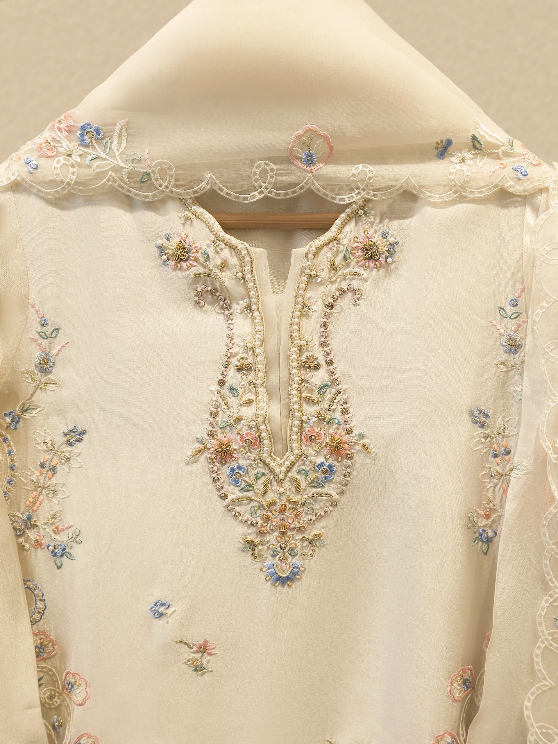 3 Piece- Pure  Sheesha Silk Embroidered Suit S115680 Secondary image
