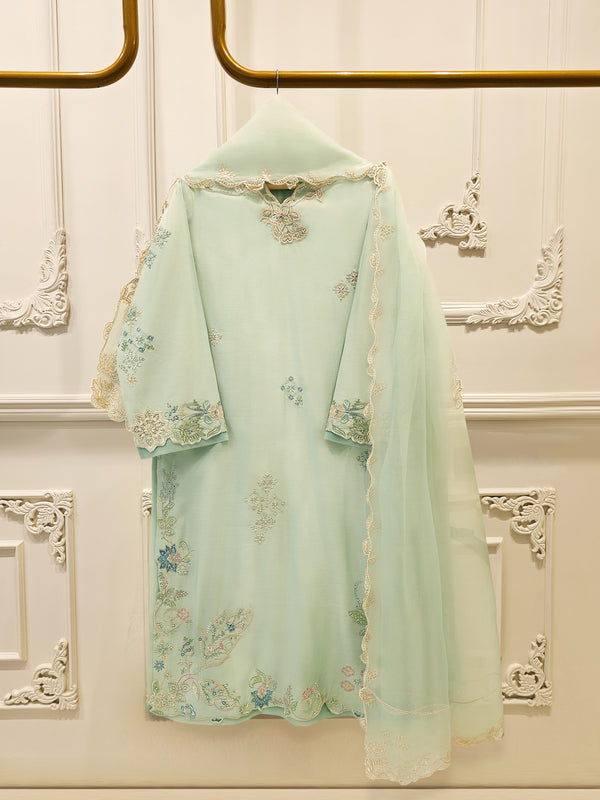 3 Piece - Pure Khaddi Silk Embroidered  Suit S115683