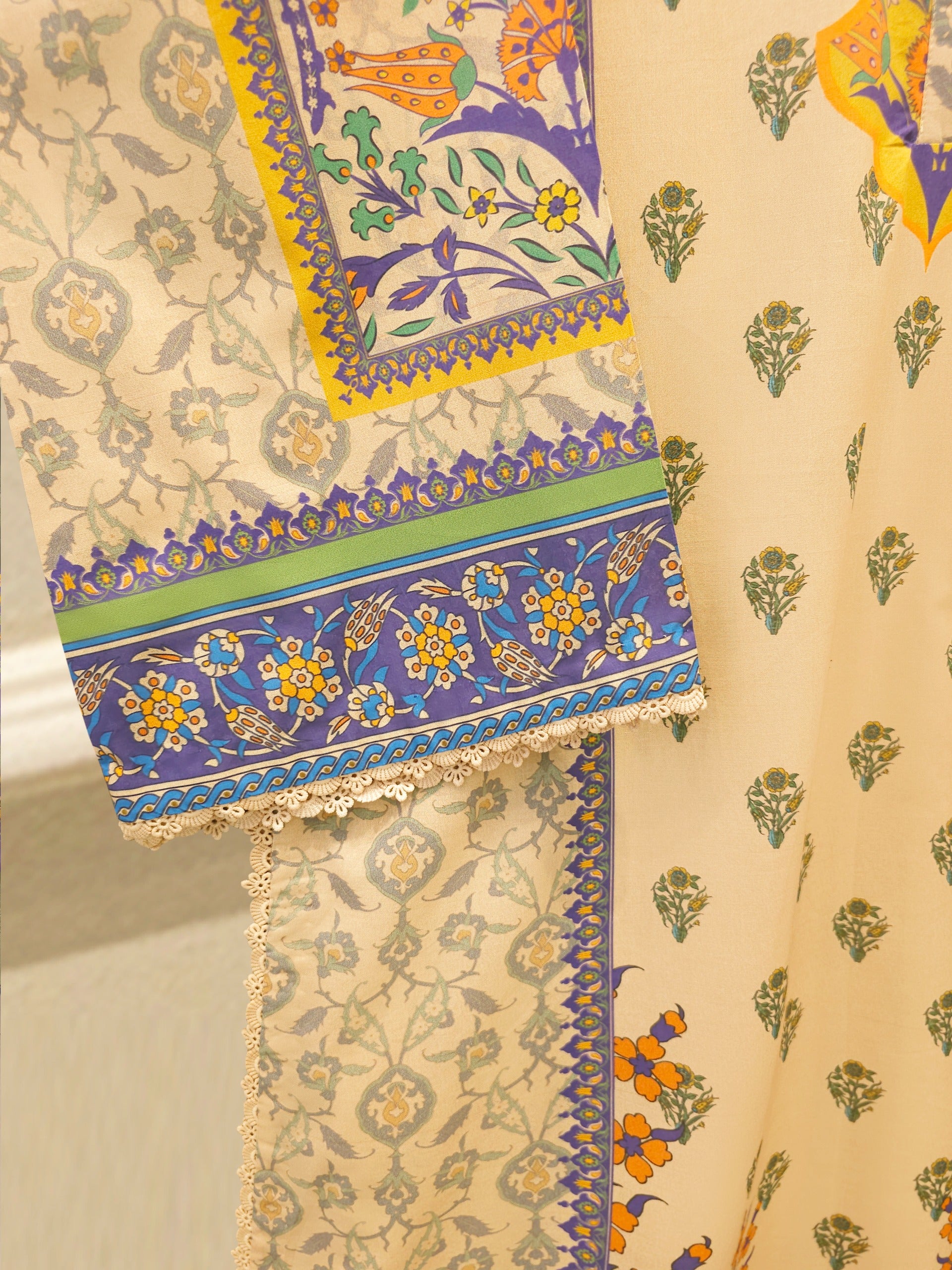 2 Piece - Digital printed Cambric Suit S115693 Secondary image