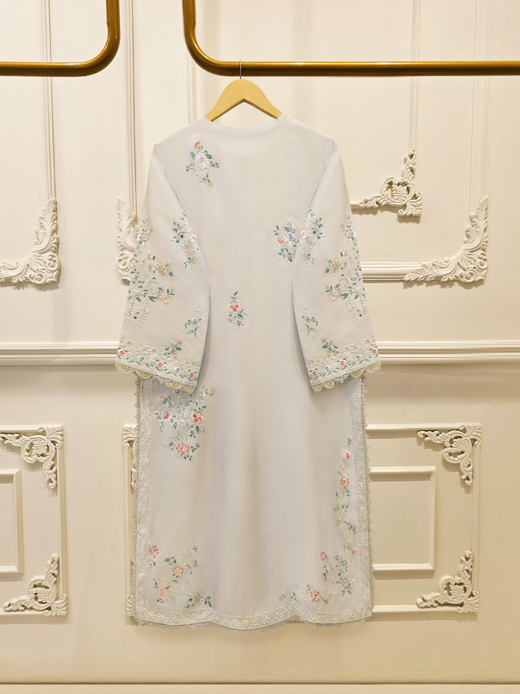 2 Piece- Pure Sheesha Silk Embroidered Suit S115708