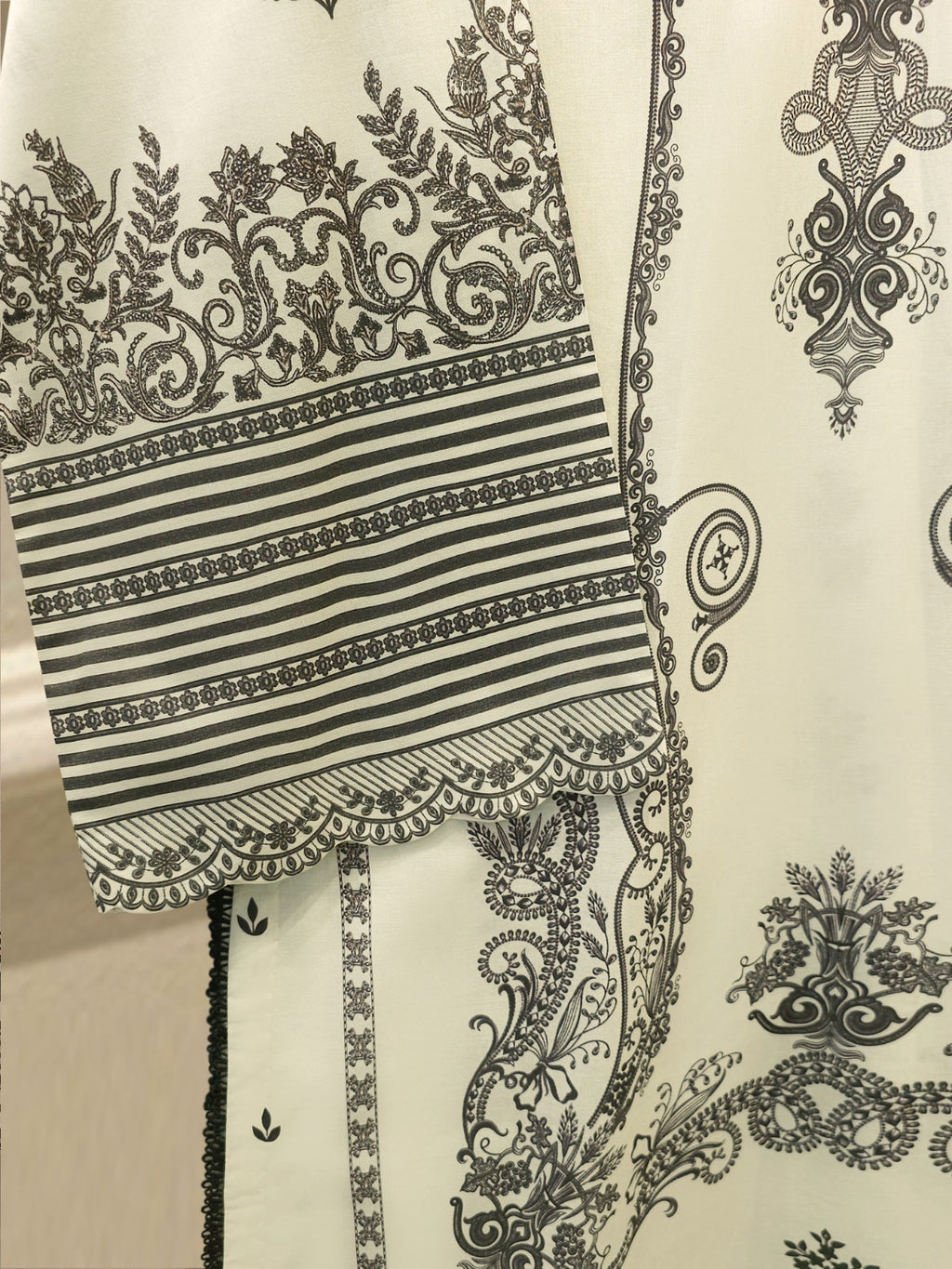 Digital Printed Lawn Shirt S114800