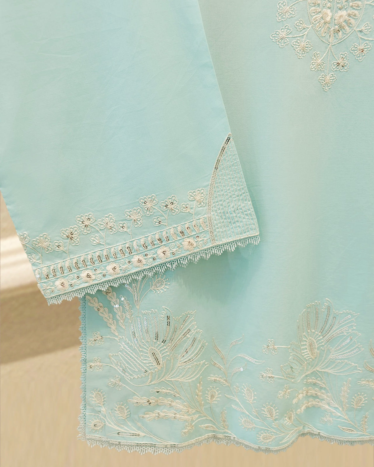 3 Piece - Digital printed Cambric Suit S115703